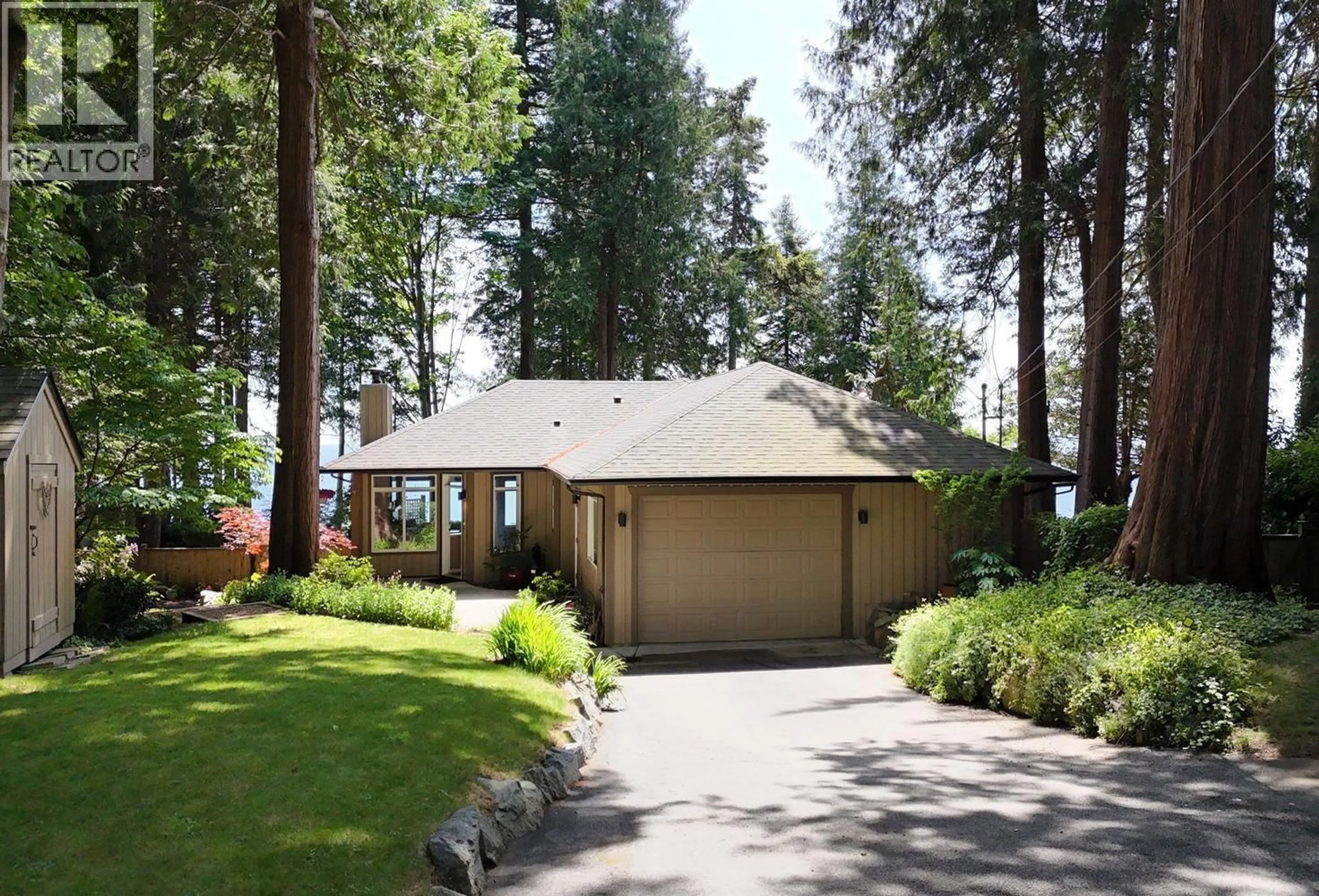 Home with vinyl exterior material, street for 7647 EUREKA PLACE, Halfmoon Bay British Columbia V7Z1A1