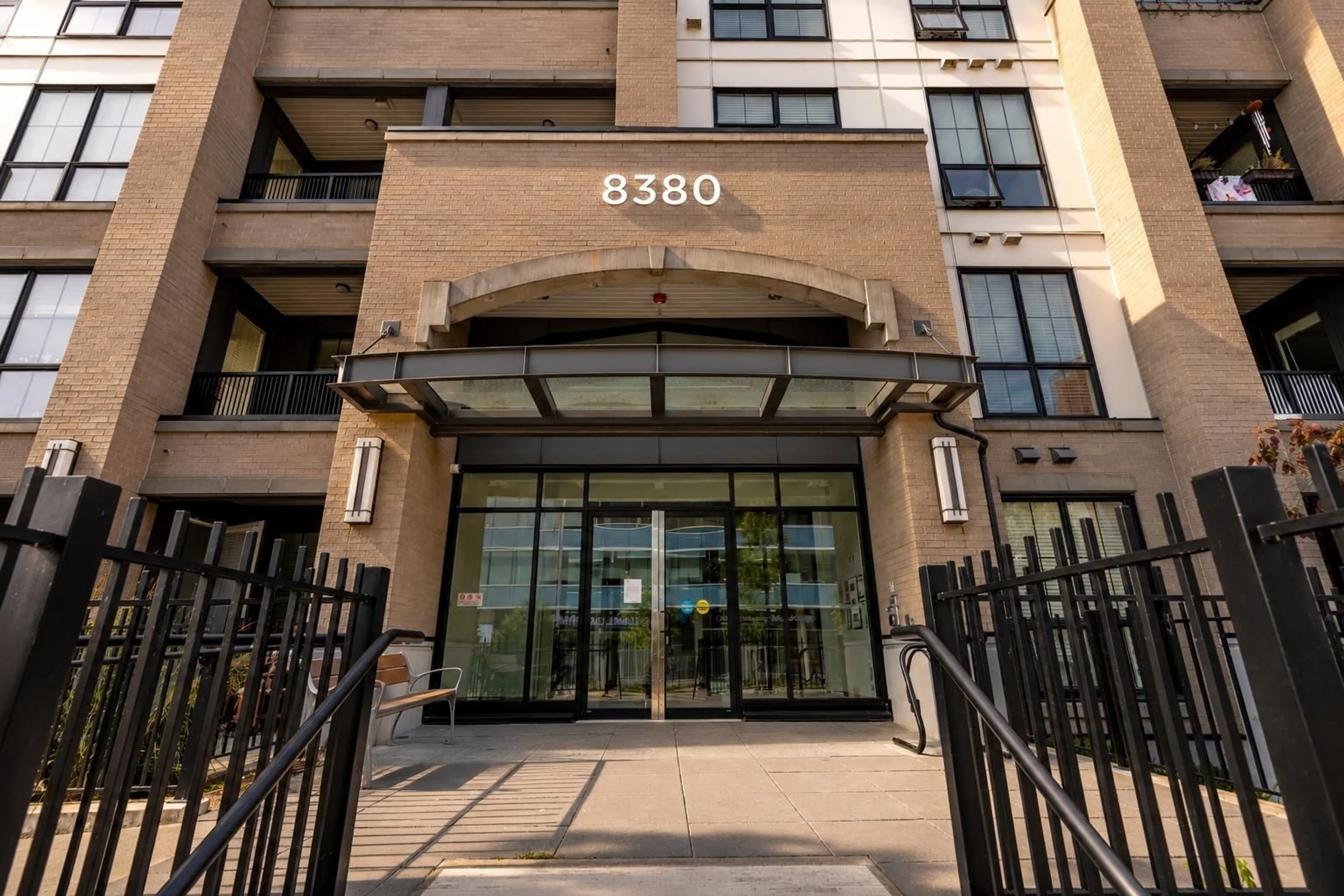 Indoor foyer for 504 - 8380 200A STREET, Langley British Columbia V1M3Y4