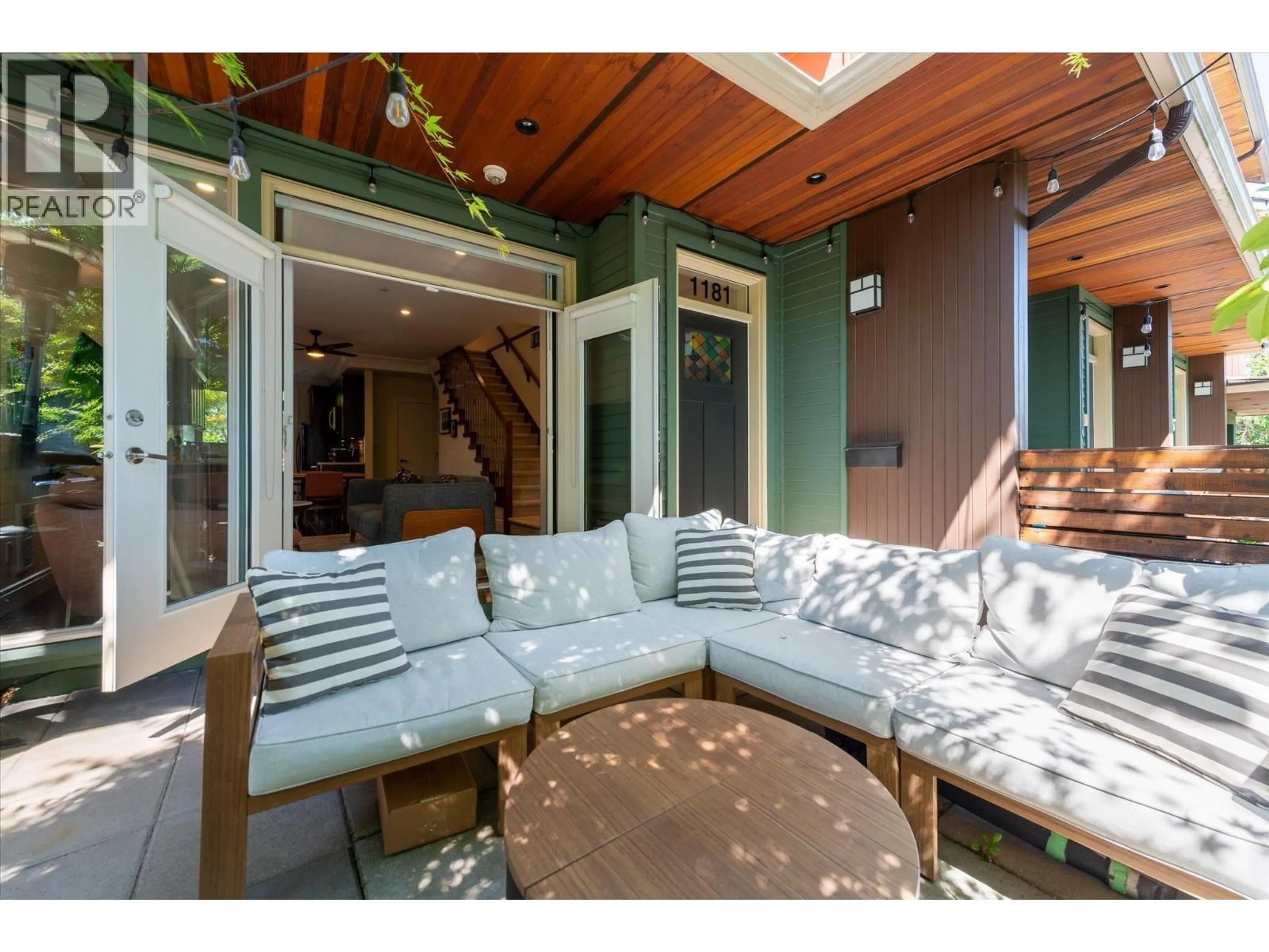 Patio, street for 1181 19TH AVENUE, Vancouver British Columbia V5V1K9