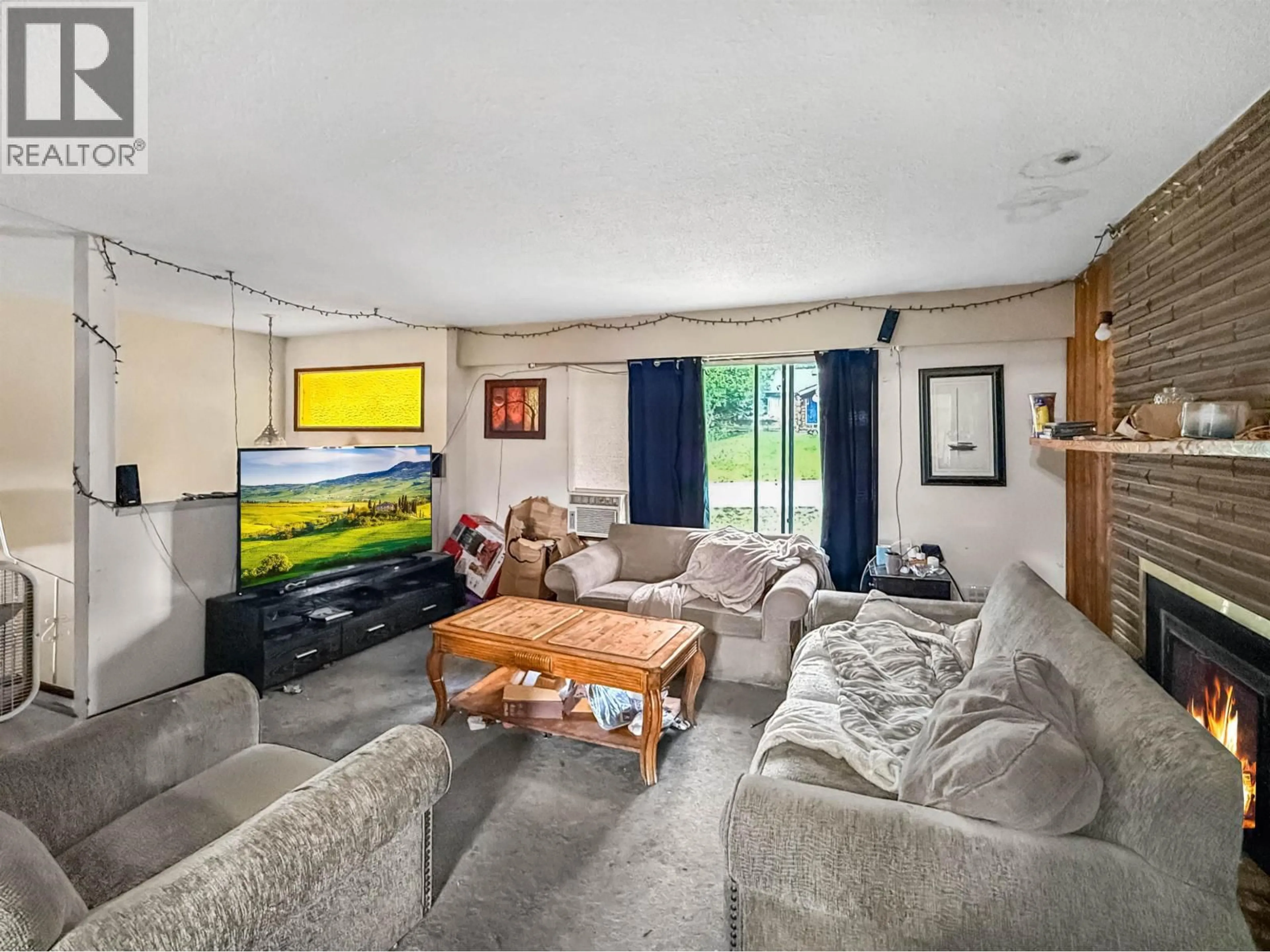 Living room with furniture, unknown for 1275 12TH AVENUE, Williams Lake British Columbia V2G4P8