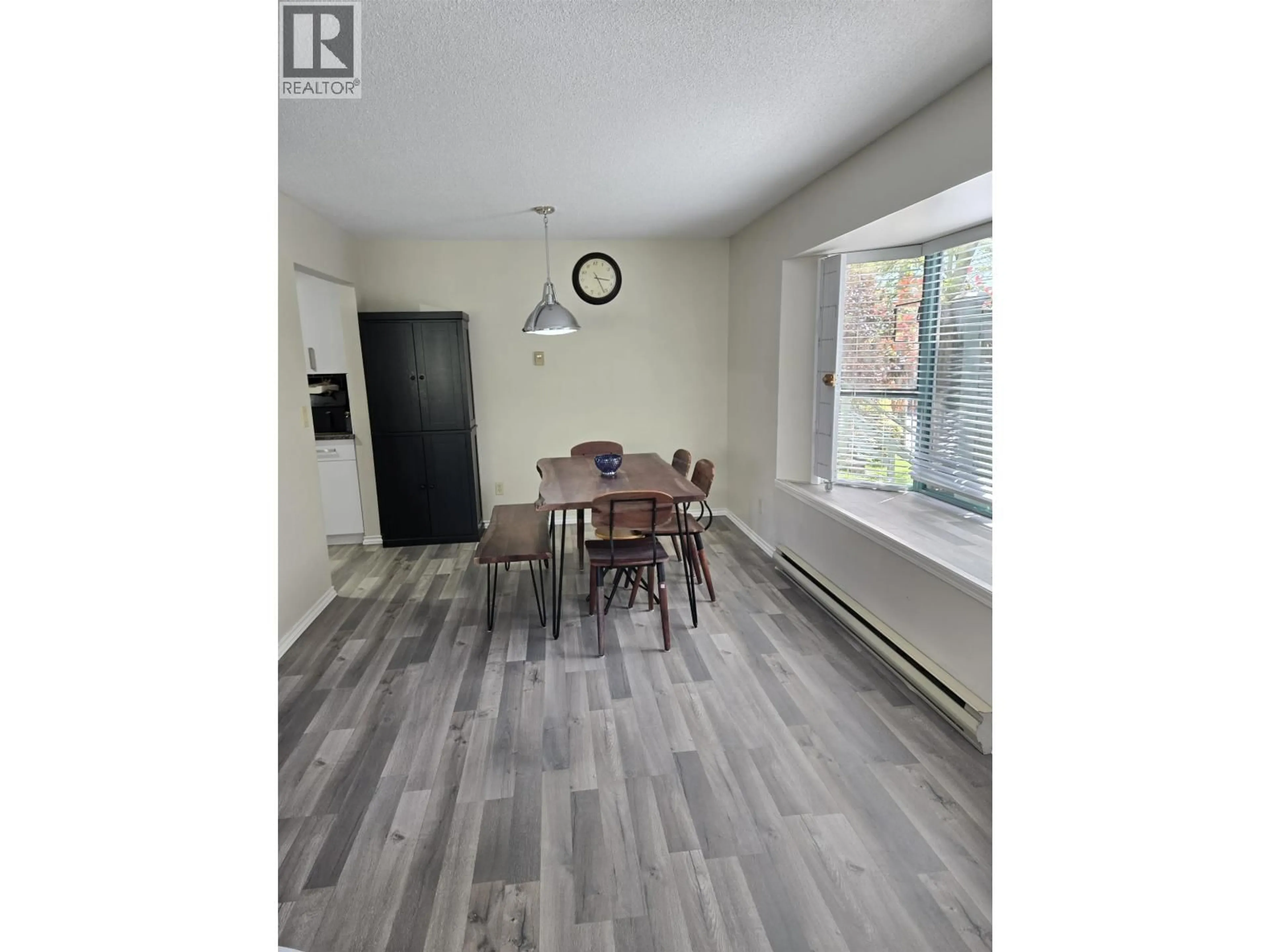A pic of a room for 109 - 5250 VICTORY STREET, Burnaby British Columbia V5J5H2