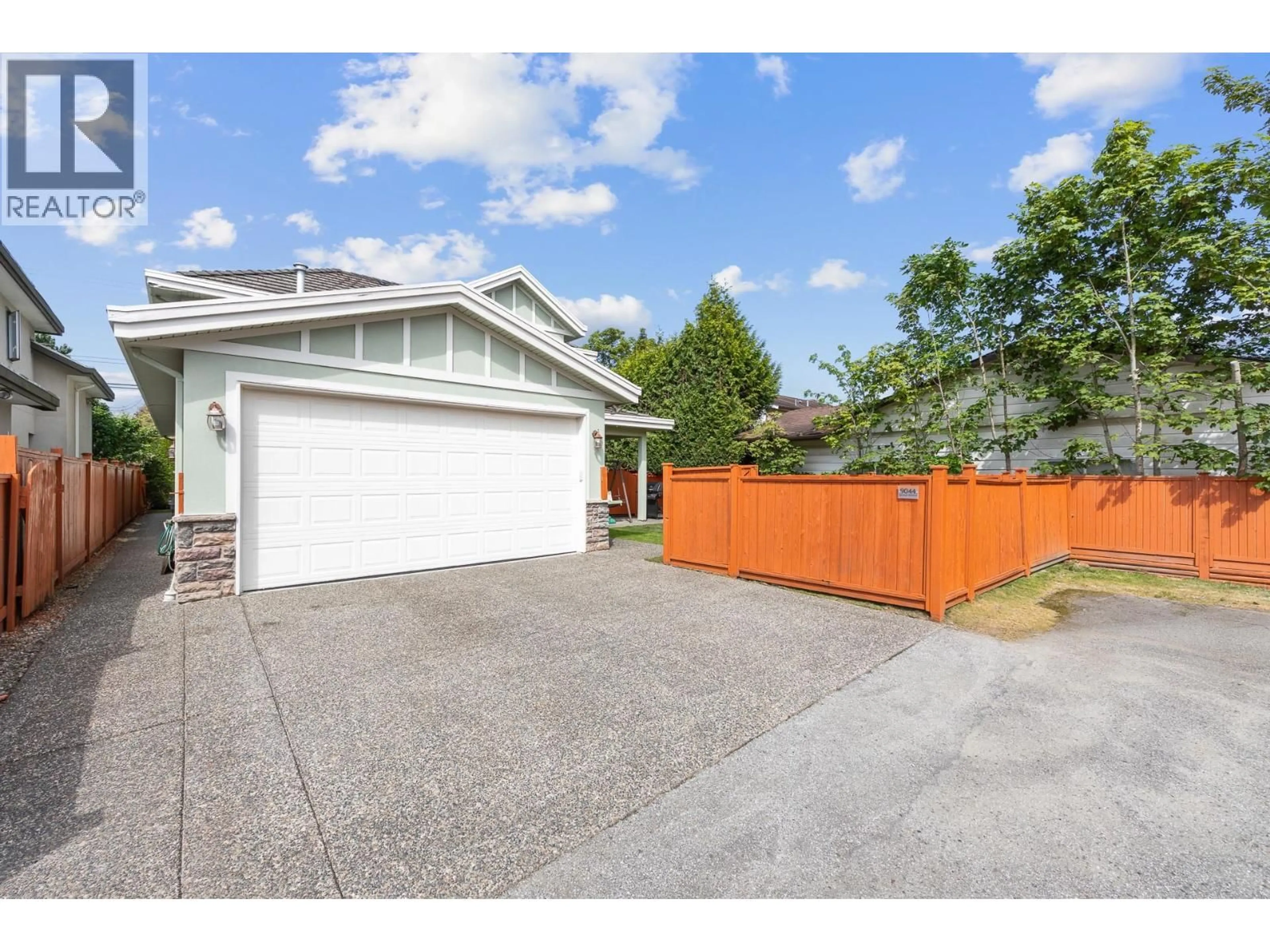 A pic from outside/outdoor area/front of a property/back of a property/a pic from drone, street for 9044 RAILWAY AVENUE, Richmond British Columbia V7E2B5