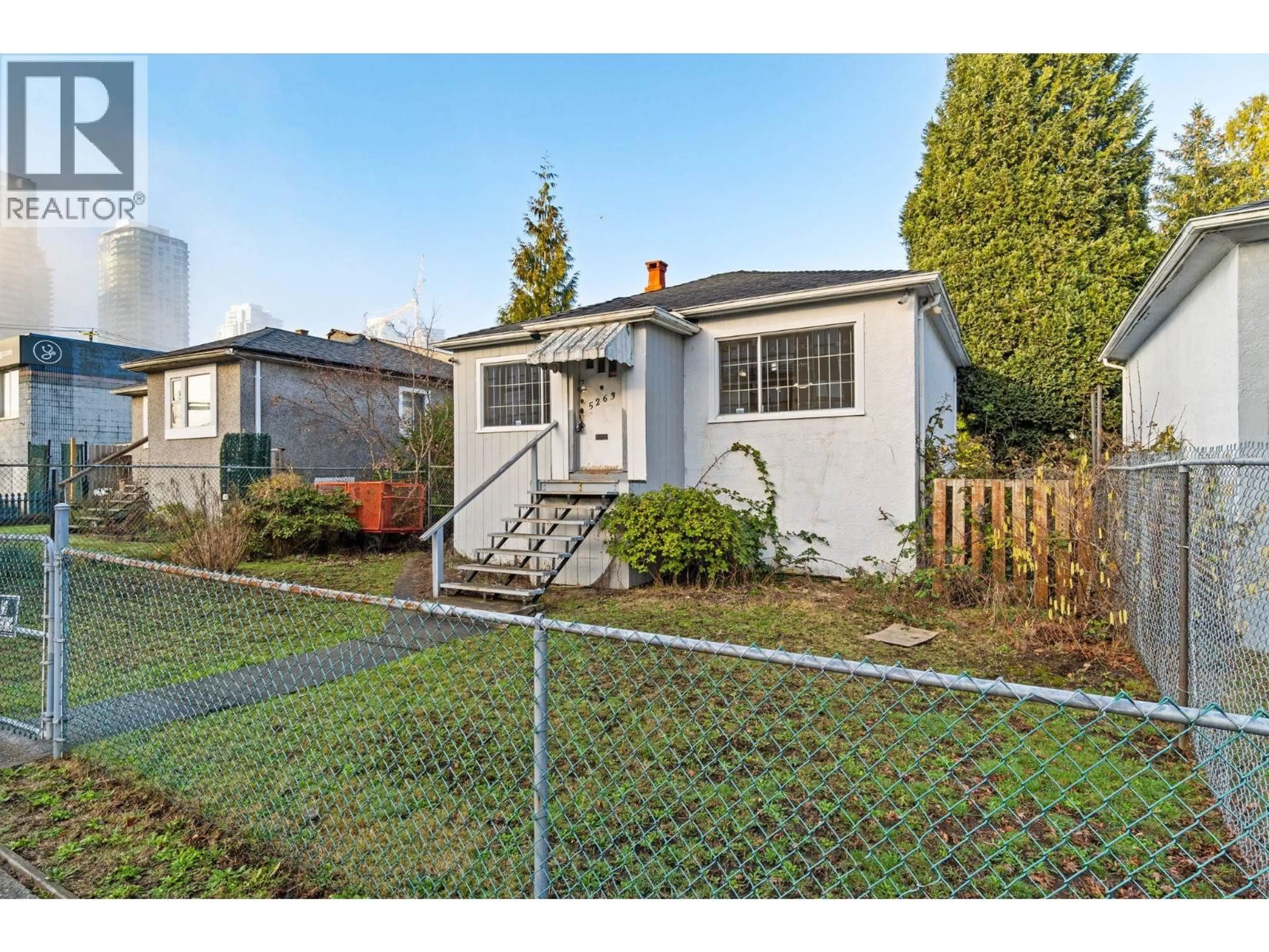 Unknown for 5263 IMPERIAL STREET, Burnaby British Columbia V5J1E5
