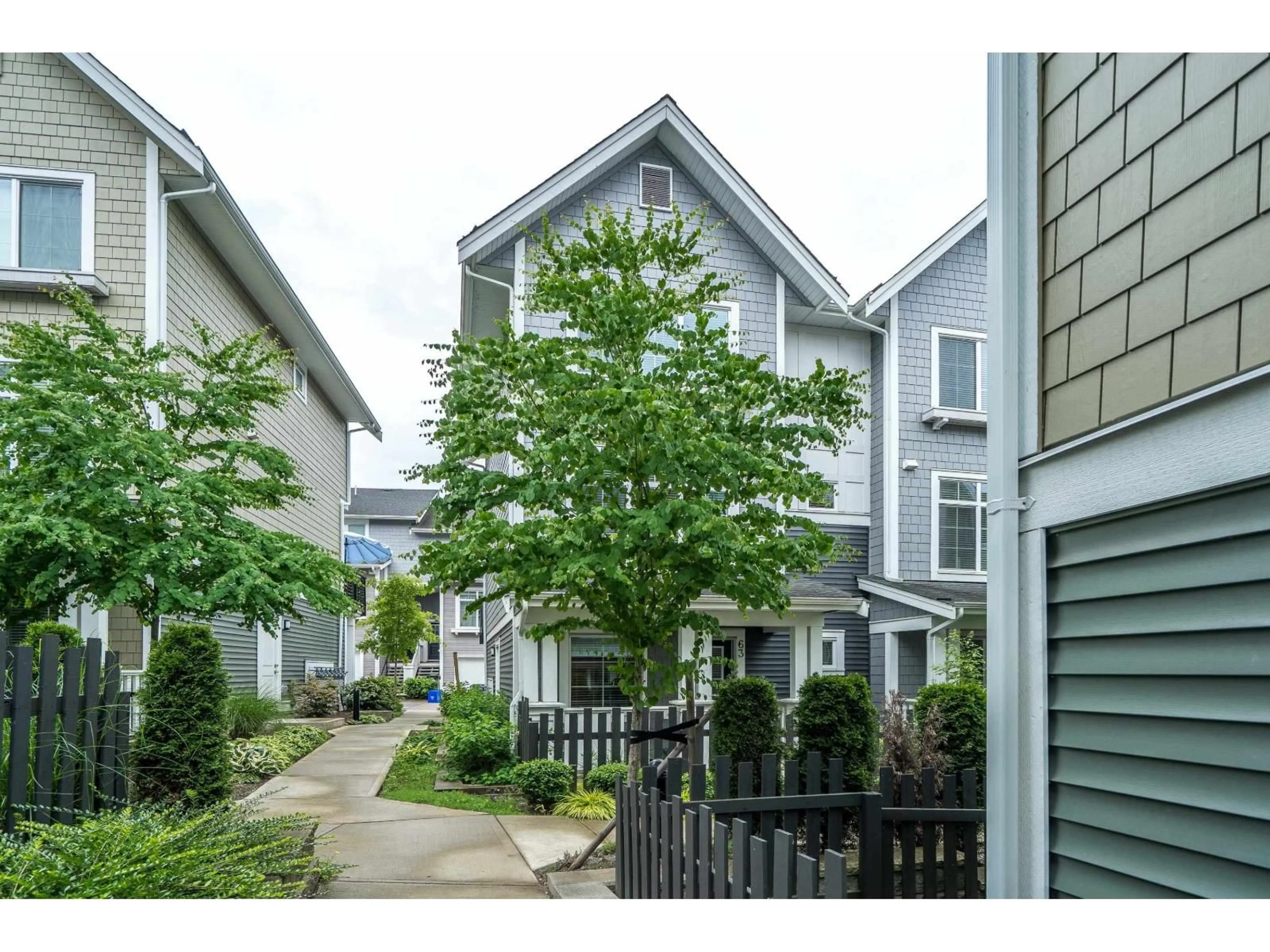 Unknown for 63 - 20180 84 AVENUE, Langley British Columbia V2Y3N5