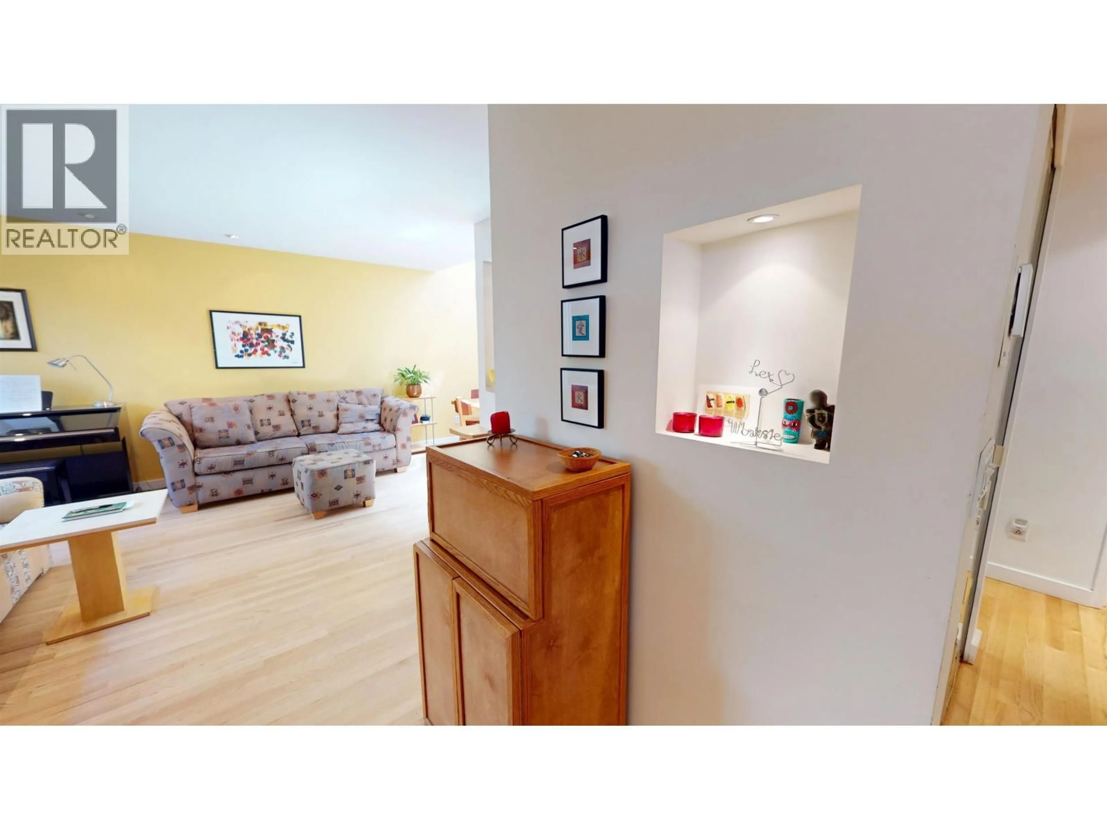 Unknown for 1339 CHESTNUT STREET, Vancouver British Columbia V6J3K1