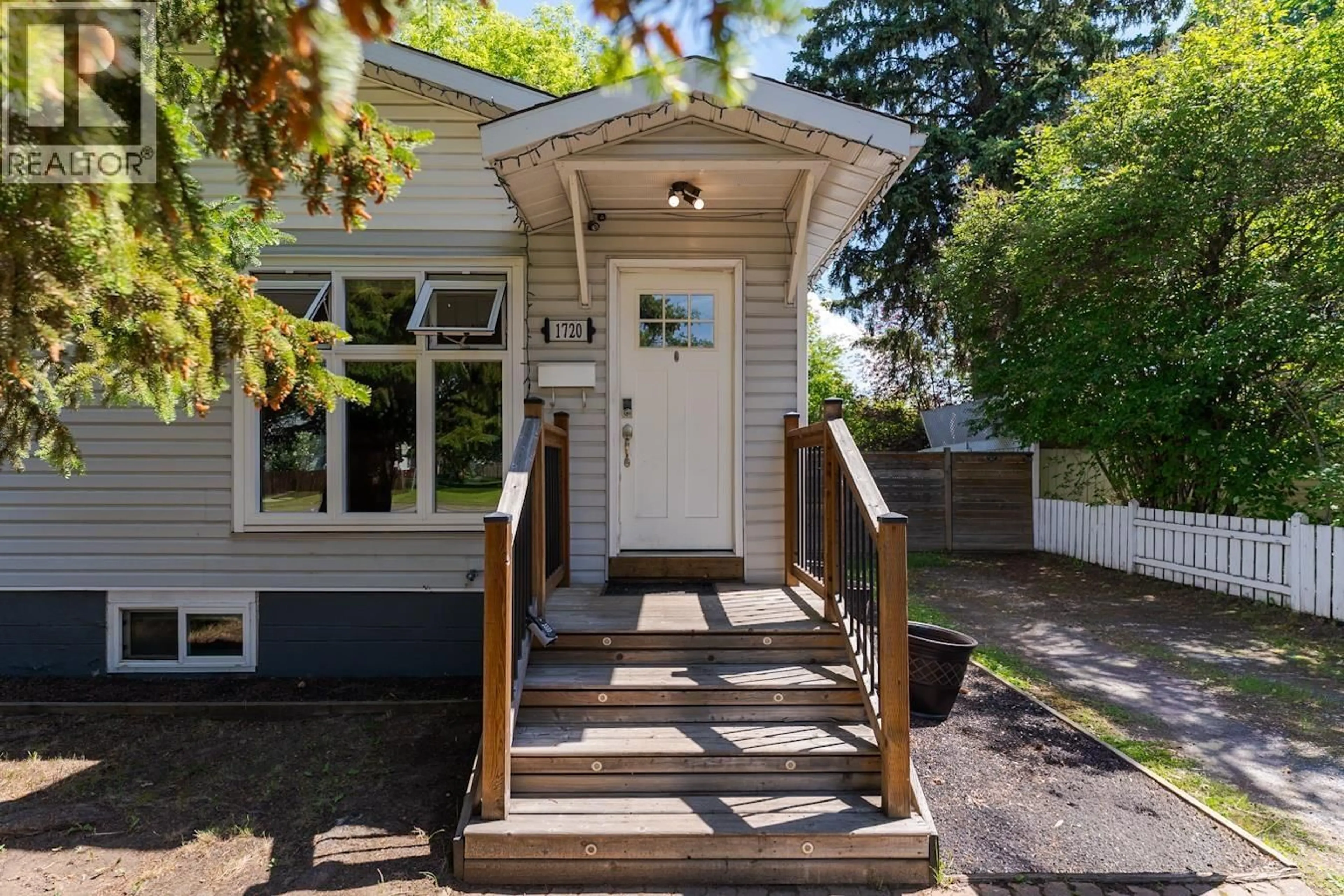 Unknown for 1720 JUNIPER STREET, Prince George British Columbia V2L1N7