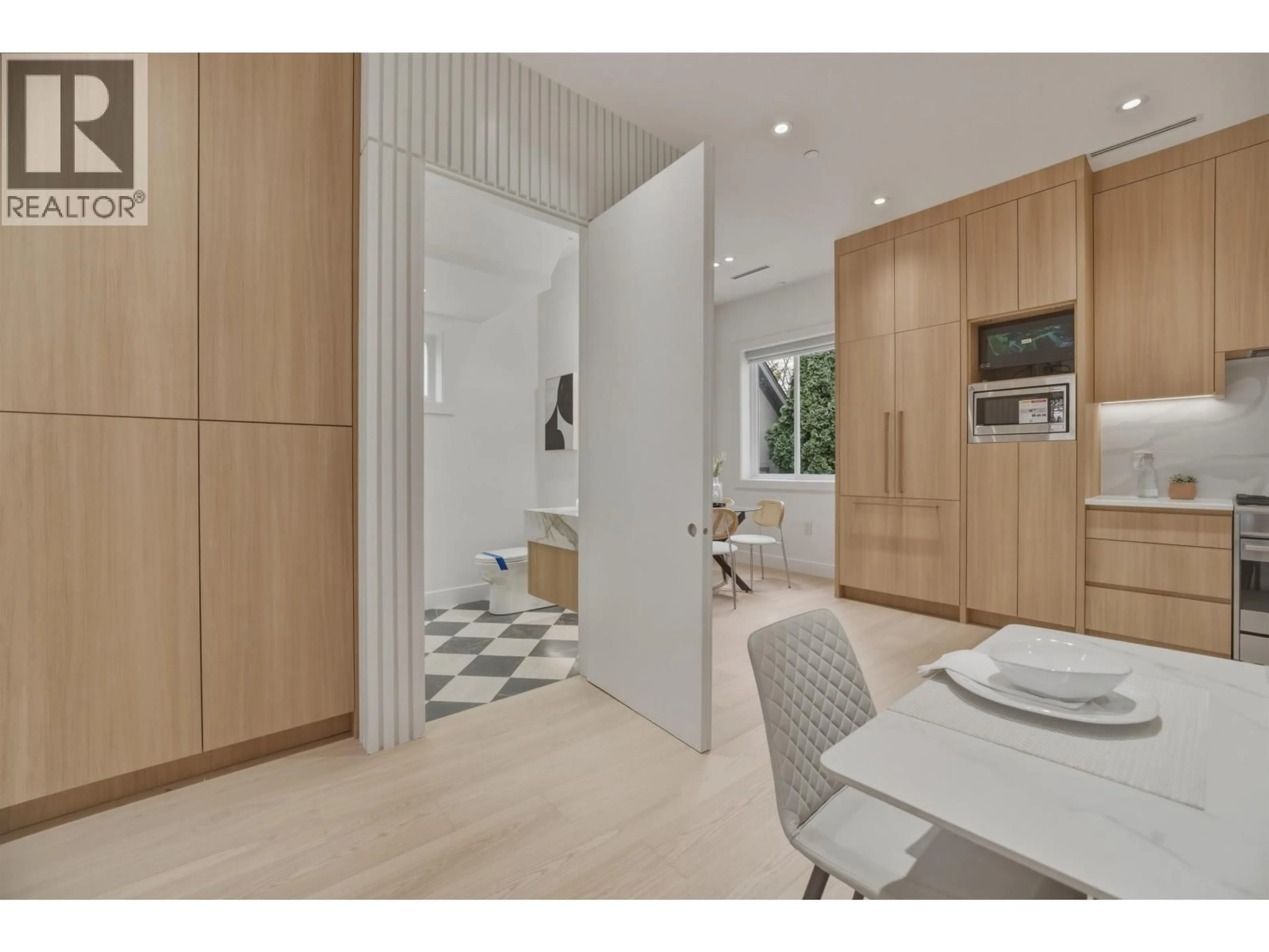 Unknown for 3110 42ND AVENUE, Vancouver British Columbia V6N3H2