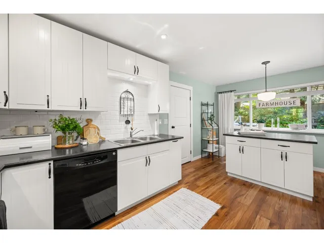 23014 70A AVENUE, Langley 5