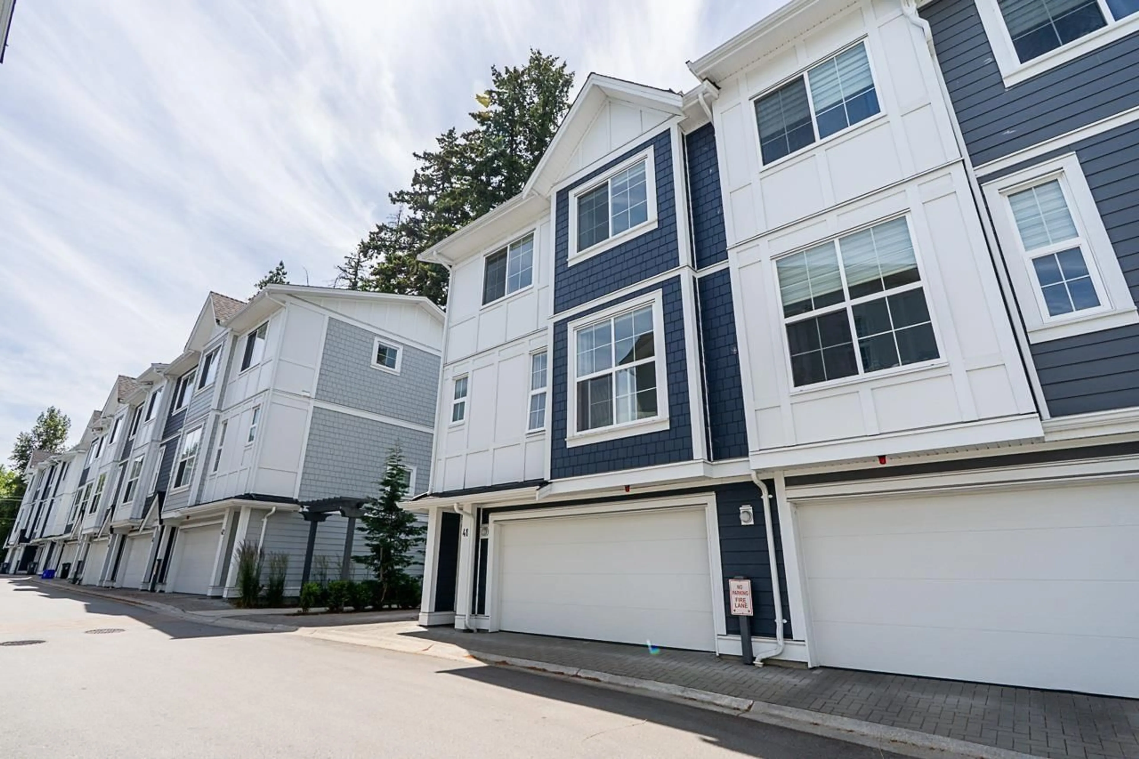 Home with vinyl exterior material, street for 41 - 20321 80 AVENUE, Langley British Columbia V2Y3S3