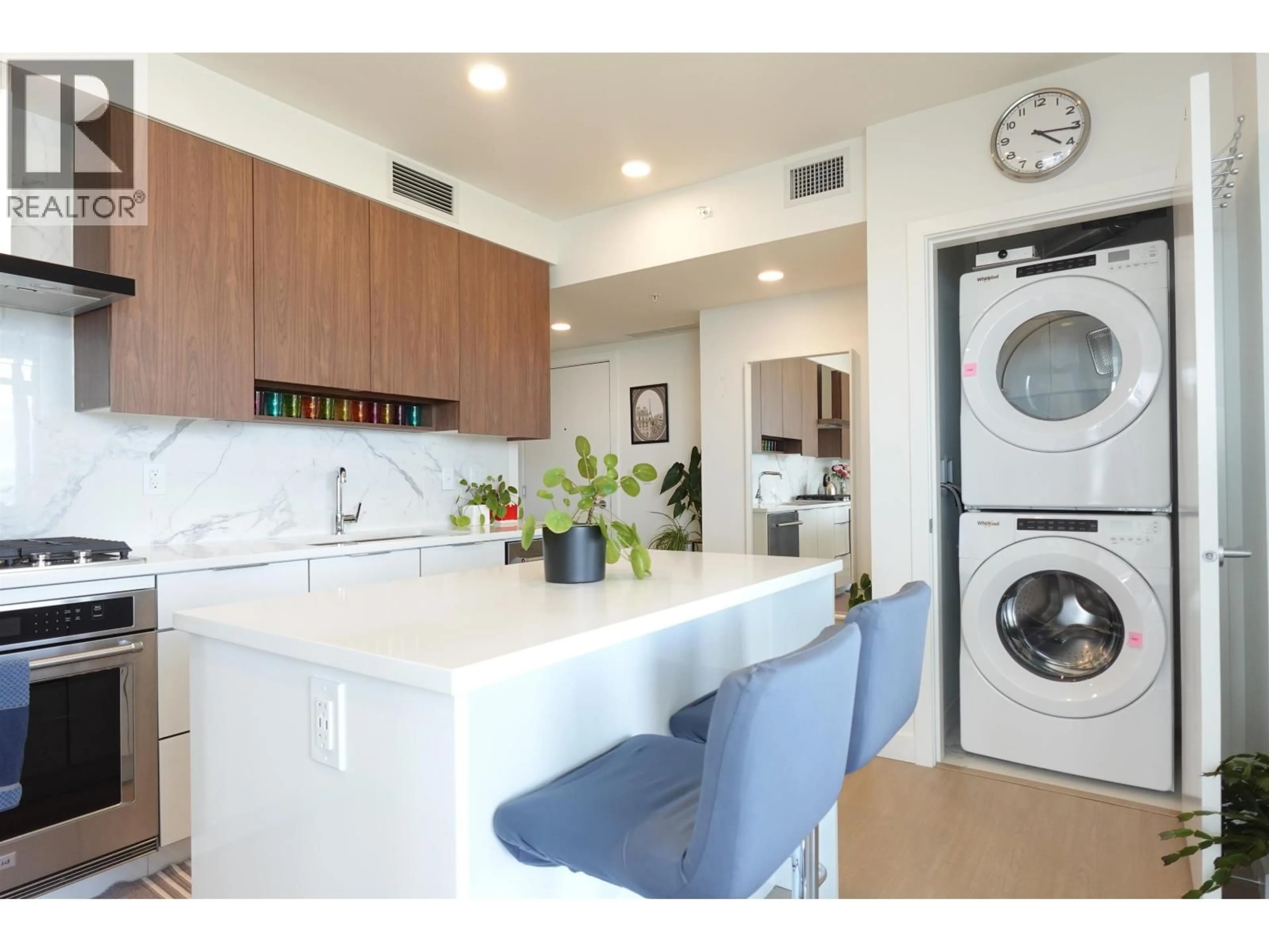 Unknown for 2401 - 7769 PARK CRESCENT, Burnaby British Columbia V3N0J7