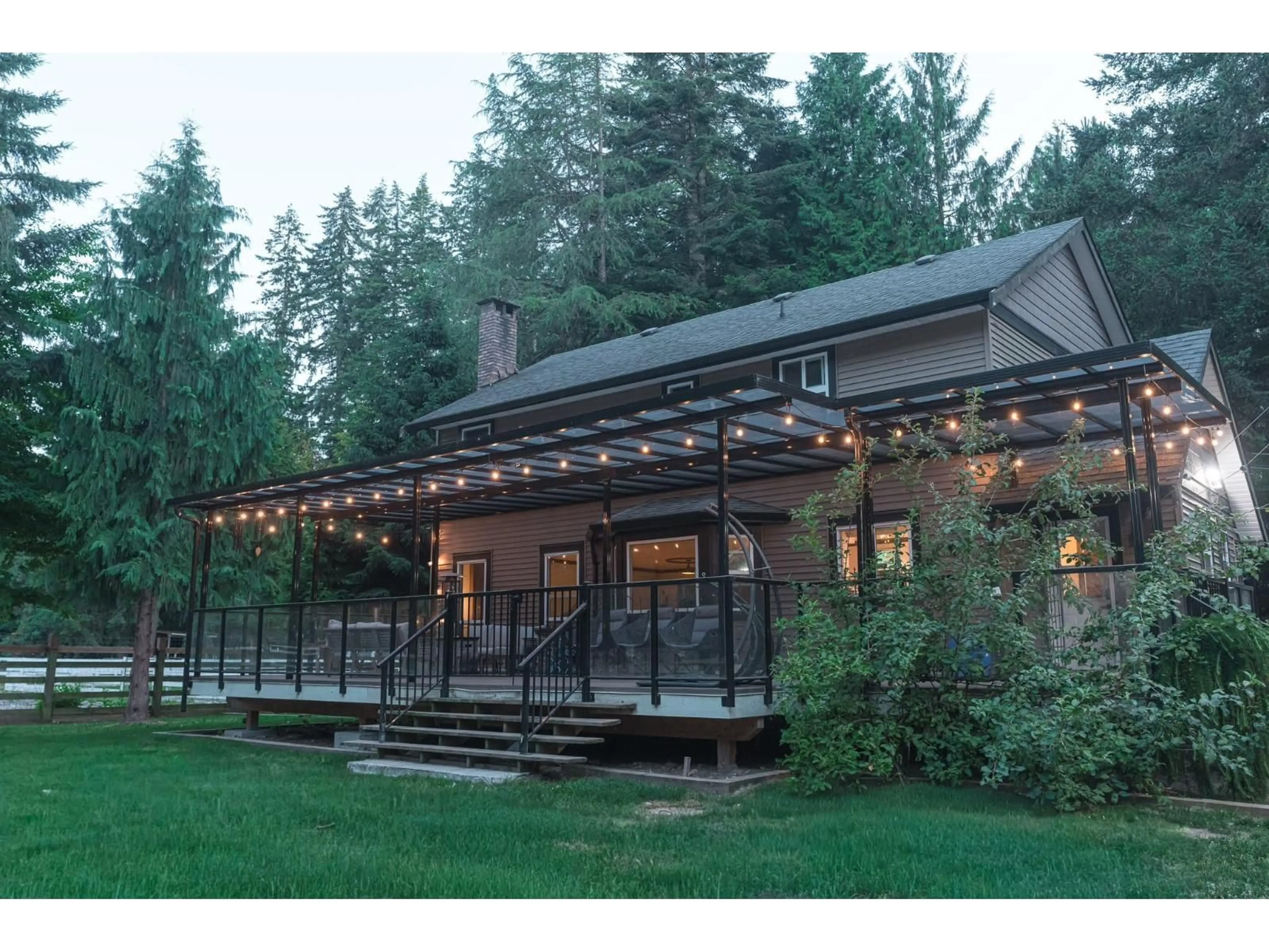 Patio, building for 4994 240 STREET, Langley British Columbia V2Z2M8