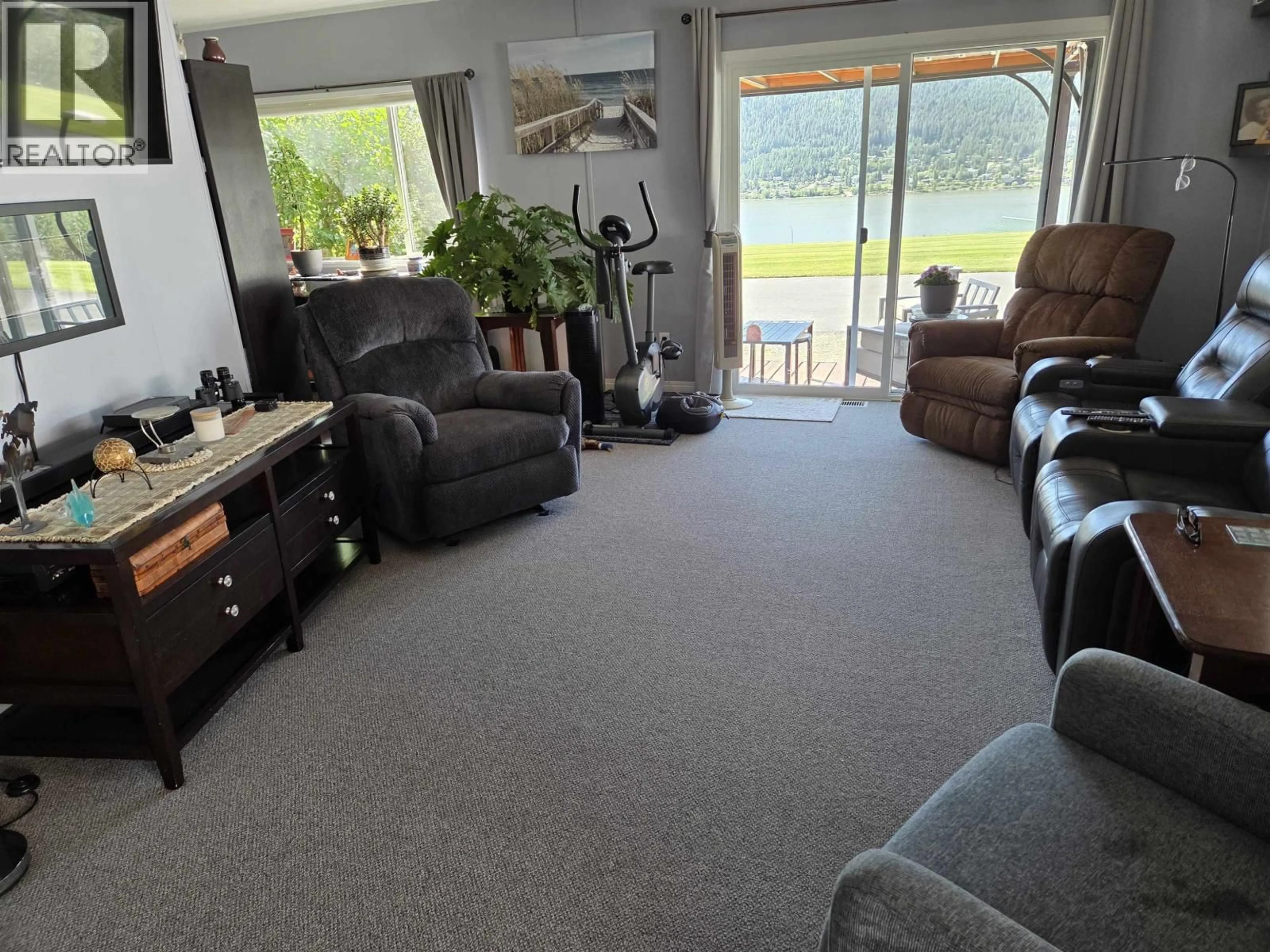 Living room with furniture, unknown for 70 - 1700 BROADWAY, Williams Lake British Columbia V2G2W5