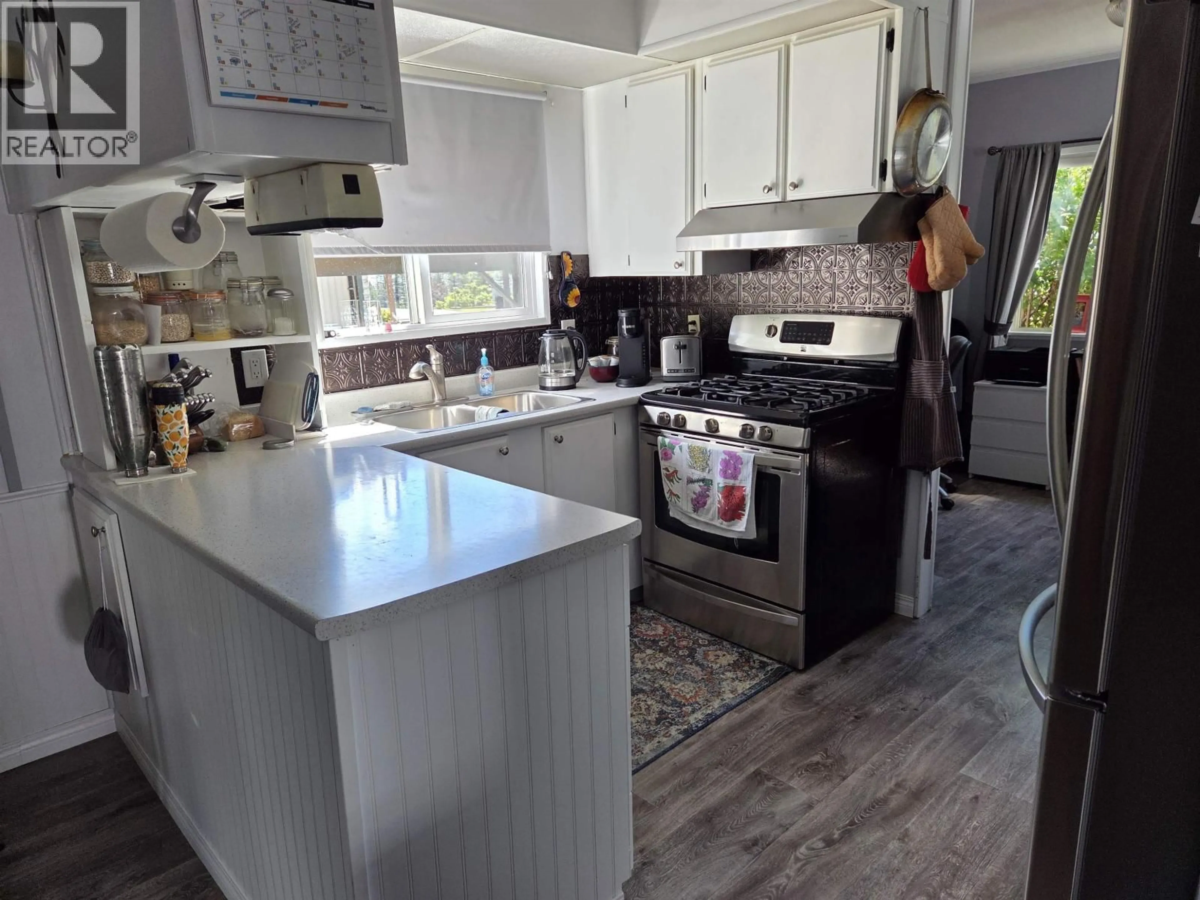 Open concept kitchen, unknown for 70 - 1700 BROADWAY, Williams Lake British Columbia V2G2W5