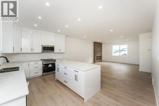1502 - 2395 ROWE STREET, Prince George 5