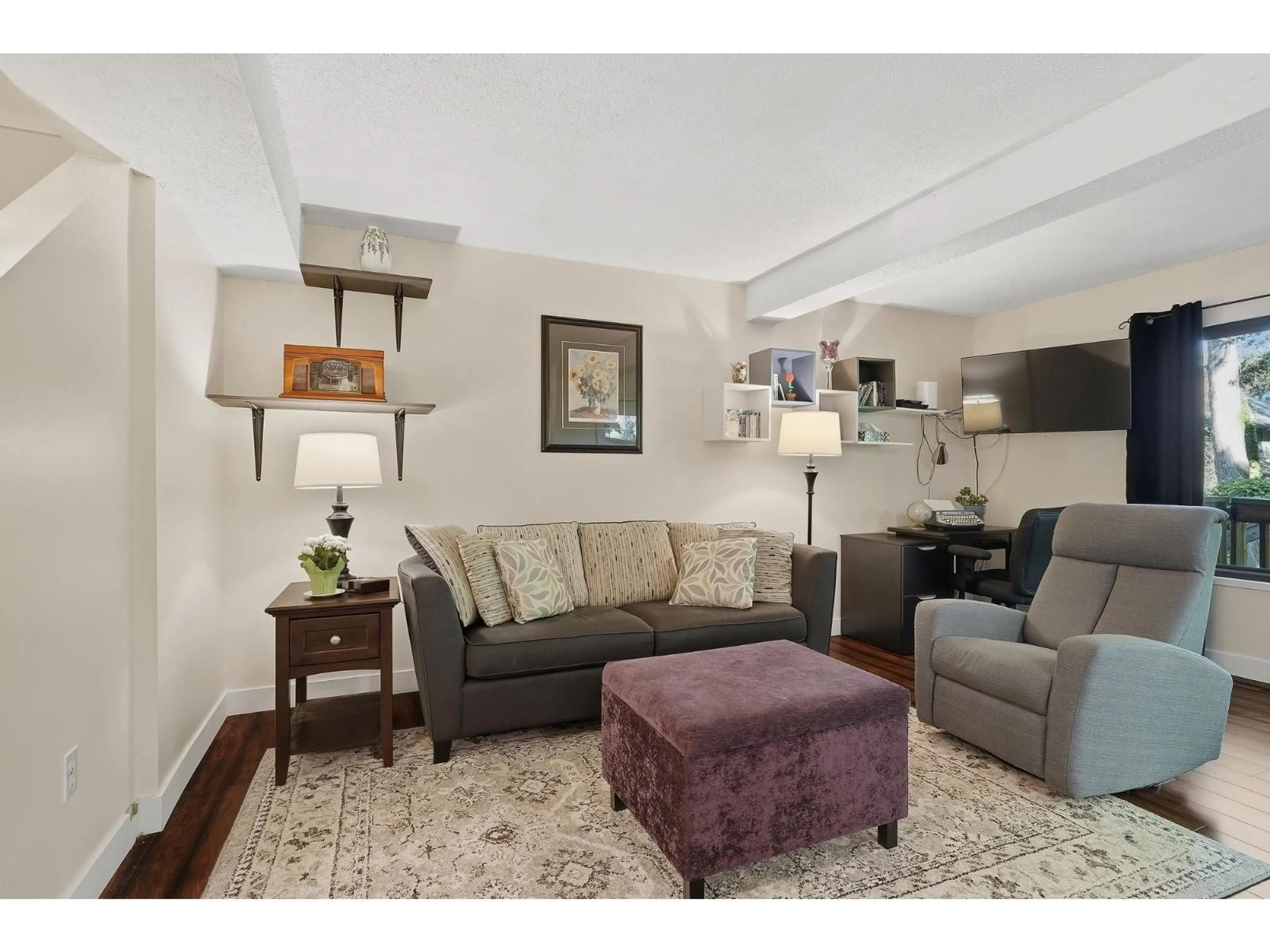 Living room with furniture, unknown for 15878 MCBETH ROAD, Surrey British Columbia V4A5X3