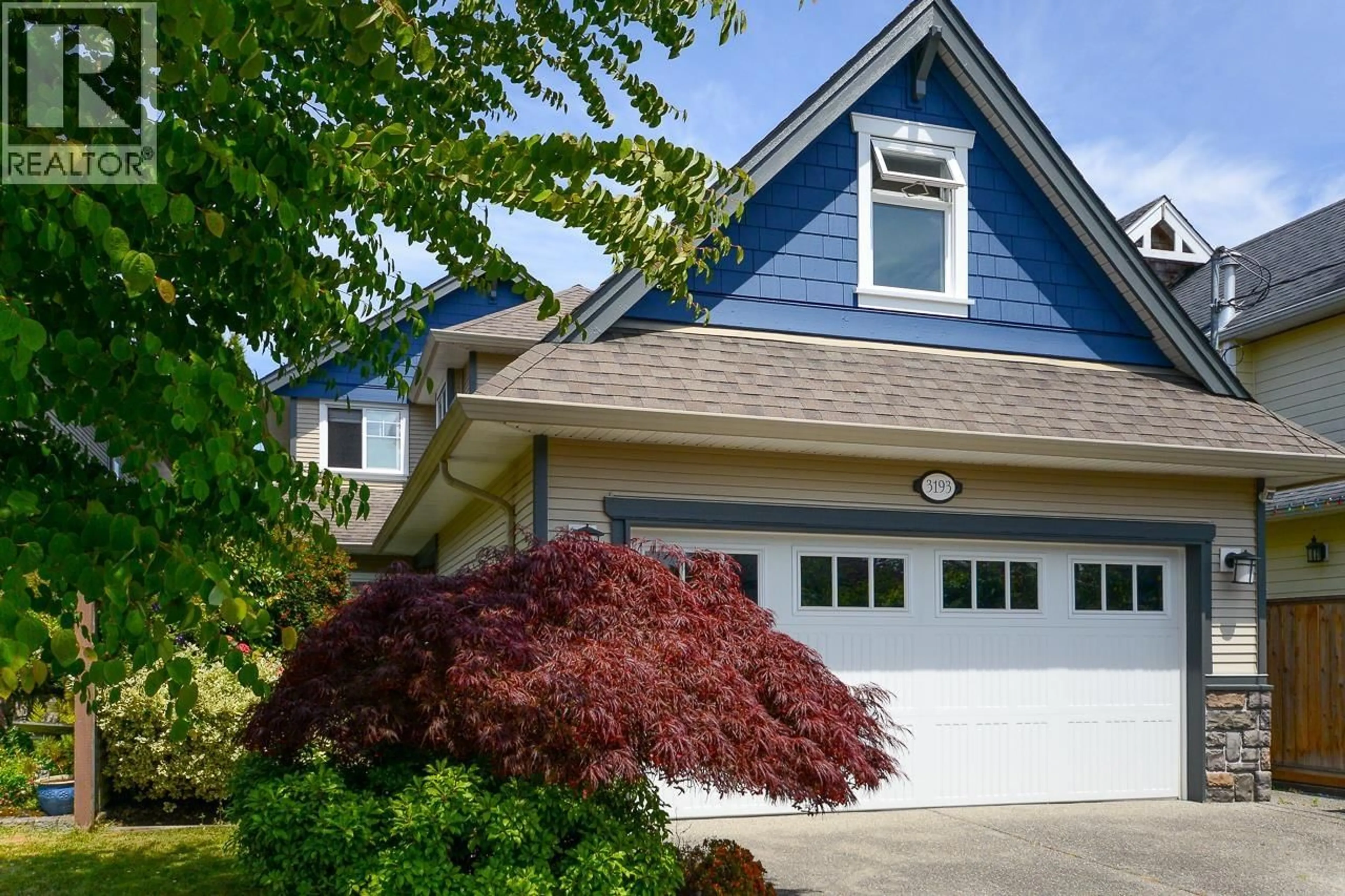 Home with vinyl exterior material, street for 3193 RICHMOND STREET, Richmond British Columbia V7E2V7