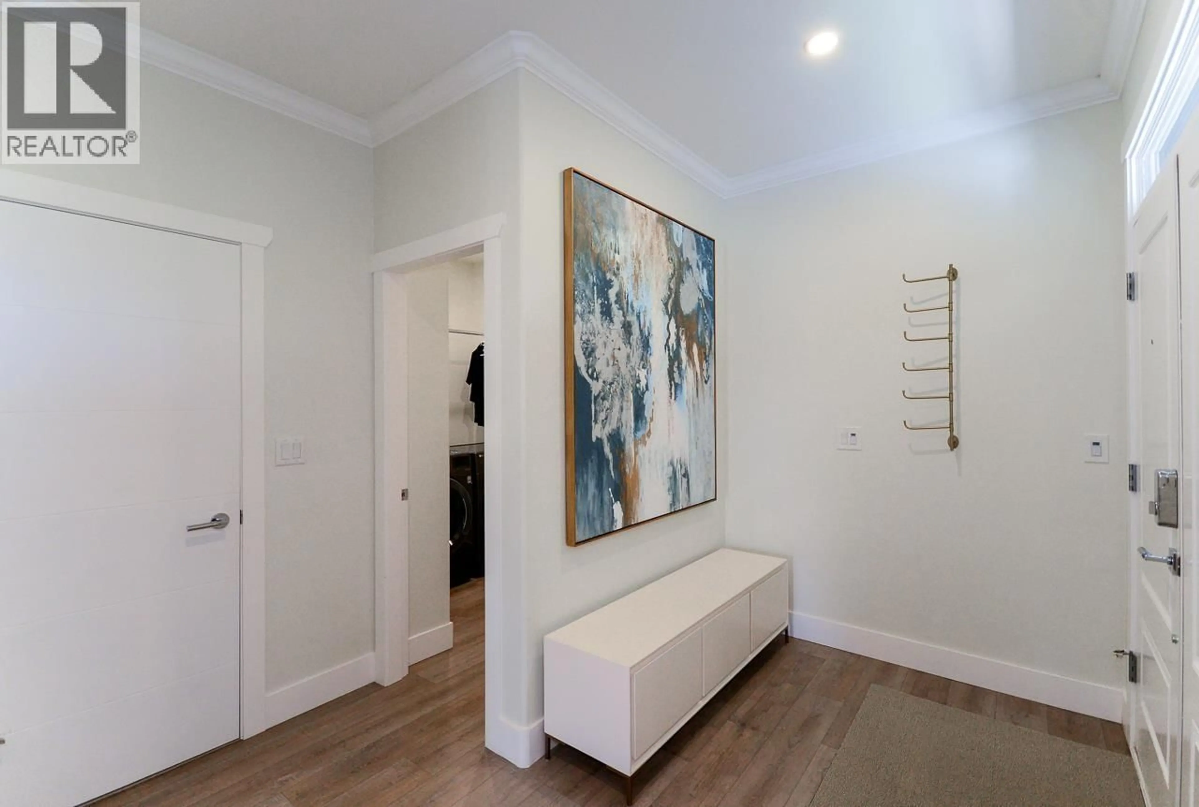 Indoor entryway for 3193 RICHMOND STREET, Richmond British Columbia V7E2V7