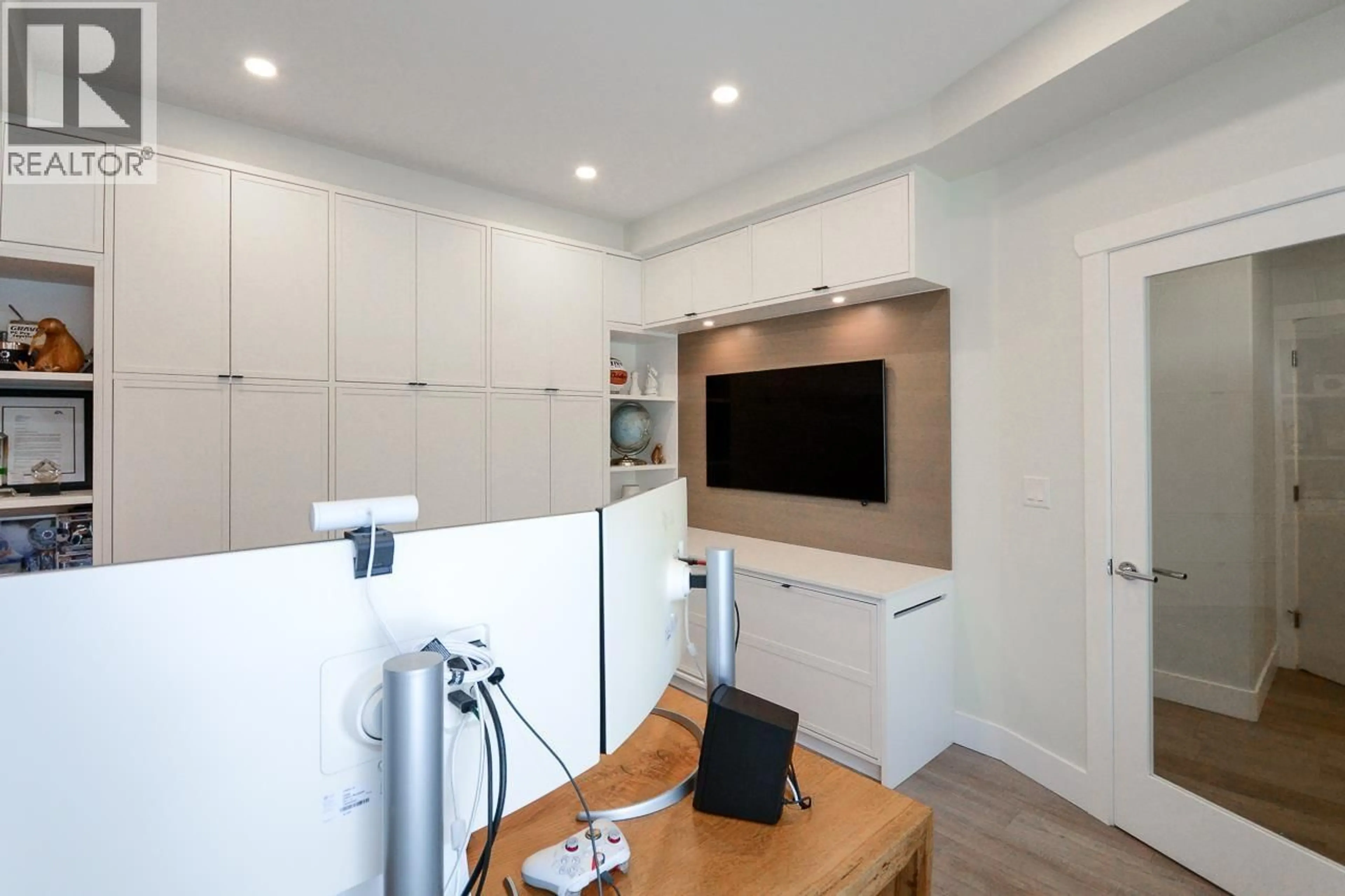 Unknown for 3193 RICHMOND STREET, Richmond British Columbia V7E2V7