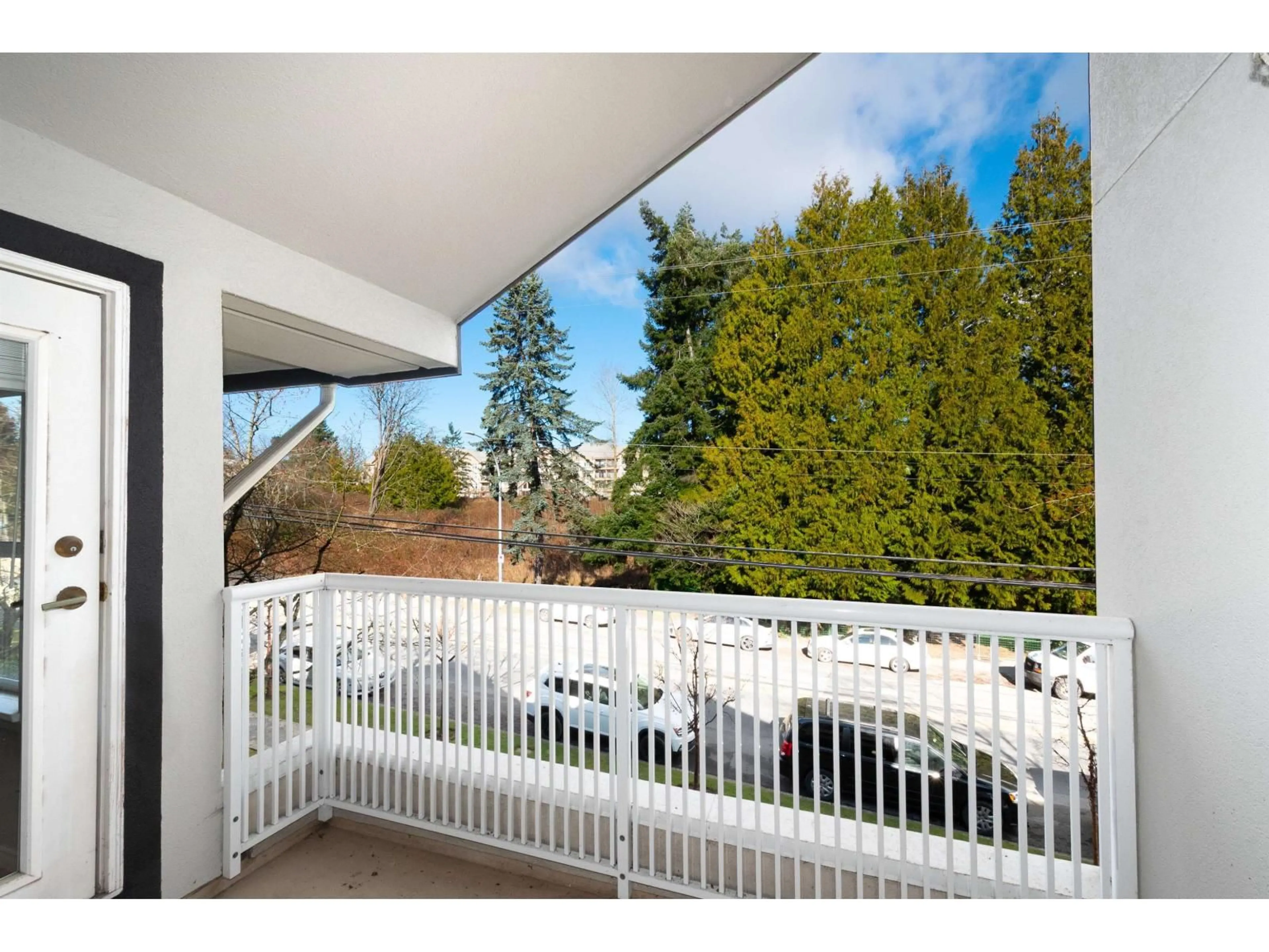 Patio, unknown for 15272 20 AVENUE, Surrey British Columbia V4A2A3