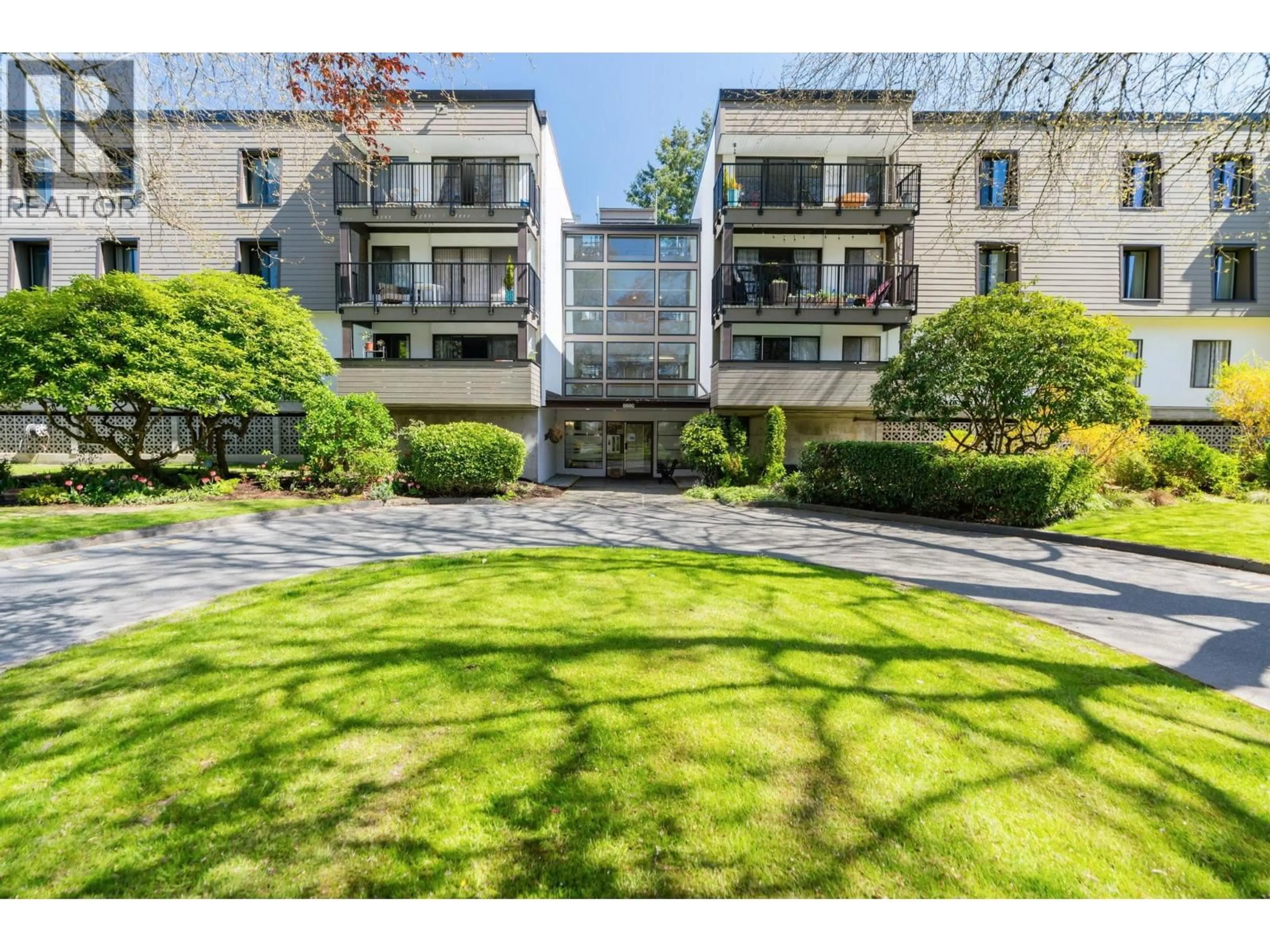 A pic from outside/outdoor area/front of a property/back of a property/a pic from drone, unknown for 306 - 8880 NO. 1 ROAD, Richmond British Columbia V7C4C3