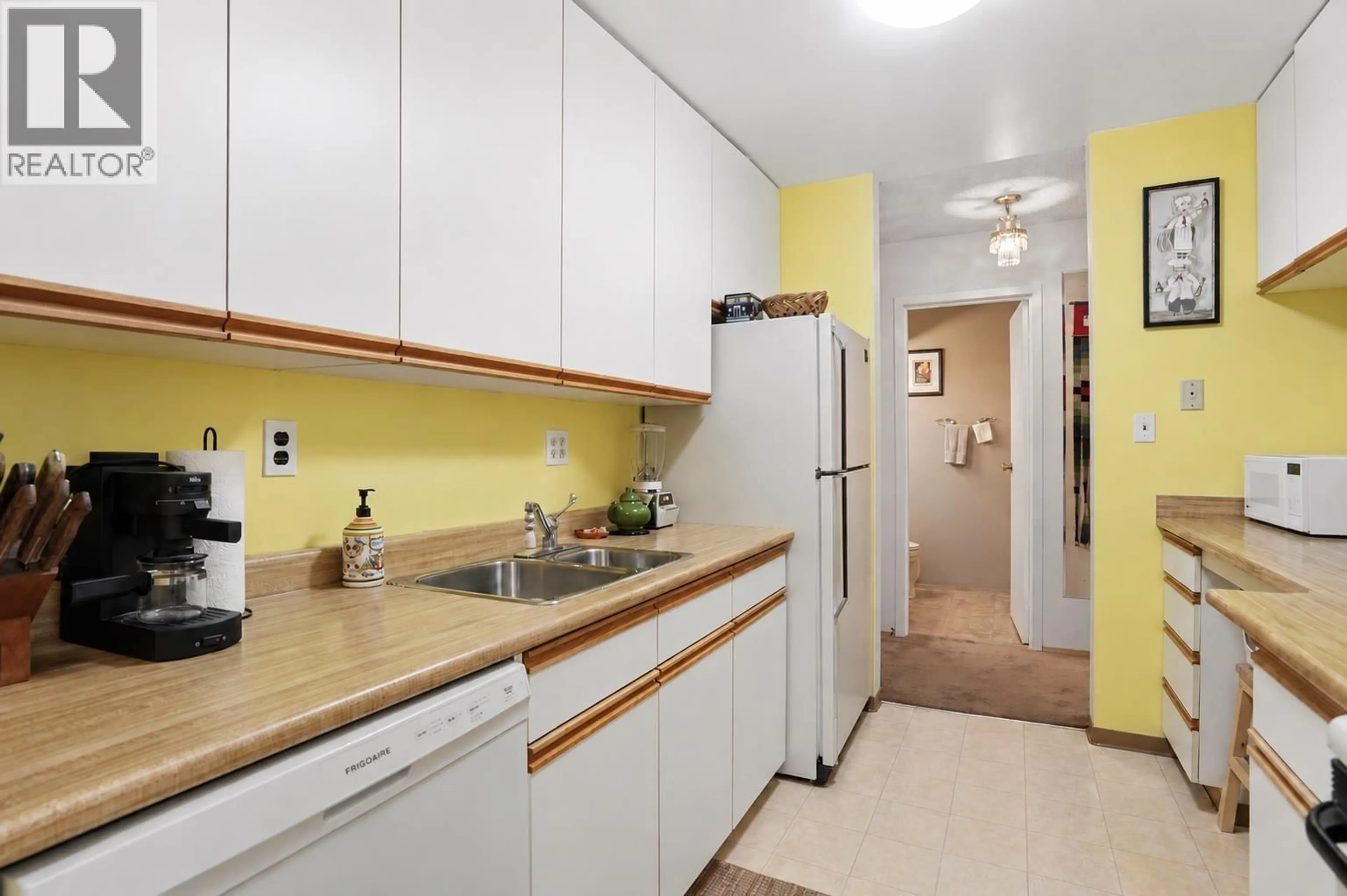 Standard kitchen, ceramic/tile floor for 306 - 8880 NO. 1 ROAD, Richmond British Columbia V7C4C3