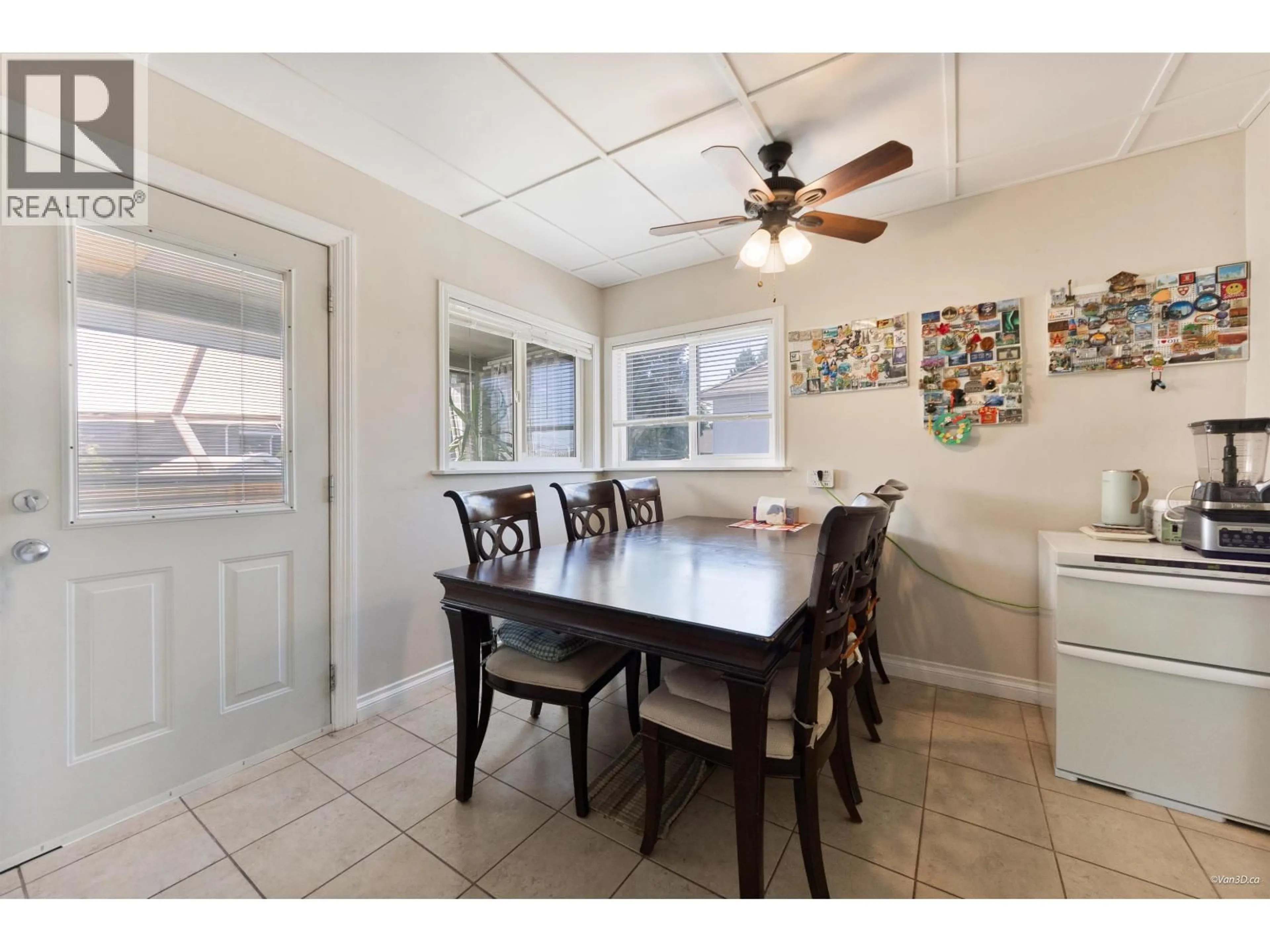 Dining room, ceramic/tile floor for 539 SCHOOLHOUSE STREET, Coquitlam British Columbia V3J5N8