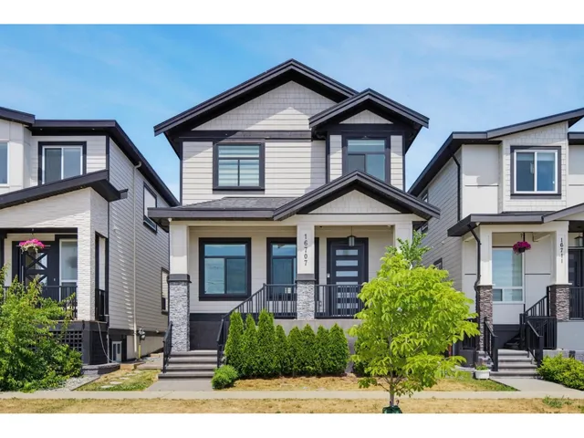 16707 15A AVENUE, Surrey 2
