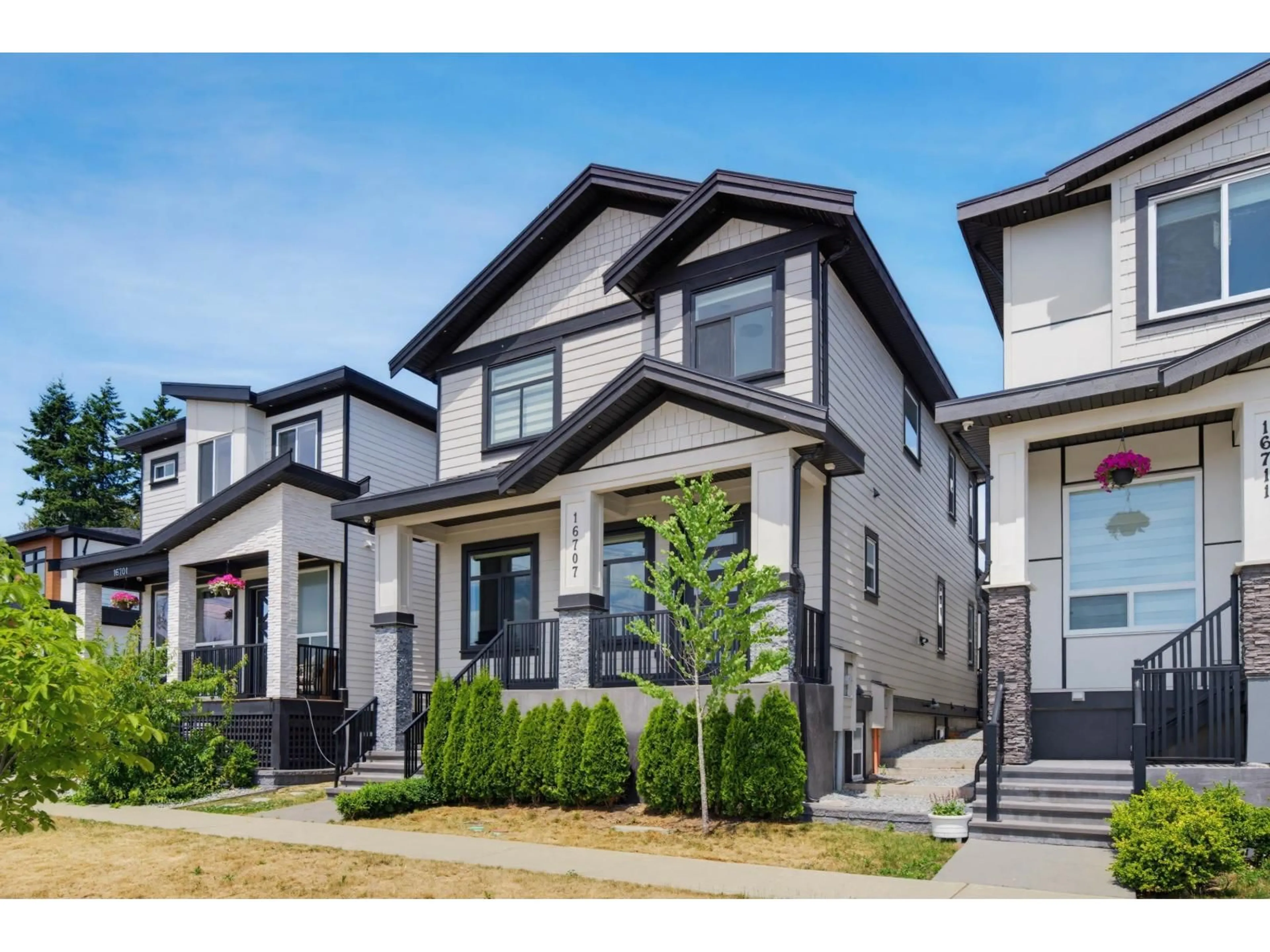 Home with vinyl exterior material, street for 16707 15A AVENUE, Surrey British Columbia V3Z9M4