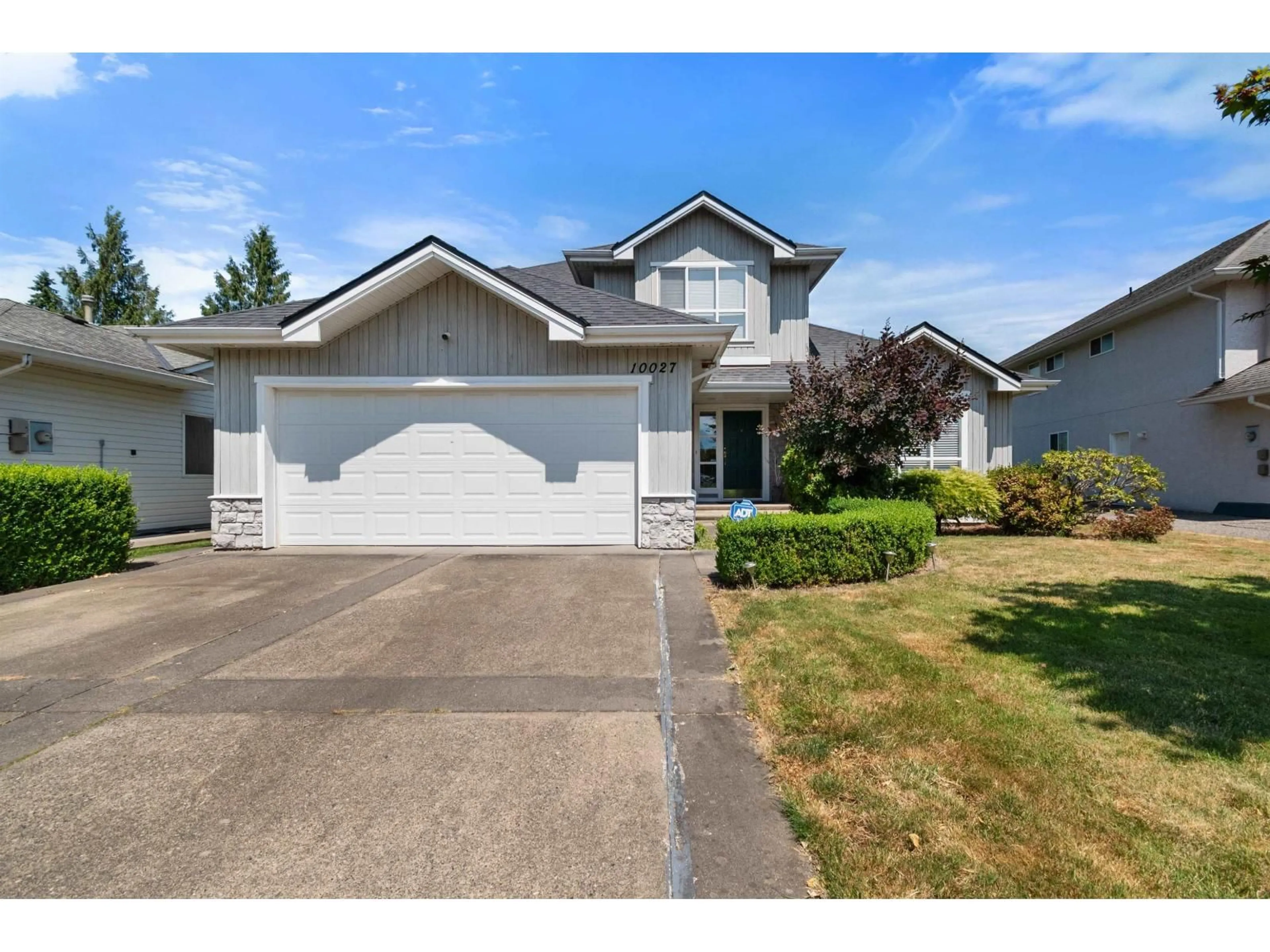 Home with vinyl exterior material, street for 10027 MERRITT DRIVE, Chilliwack British Columbia V2P7Z2