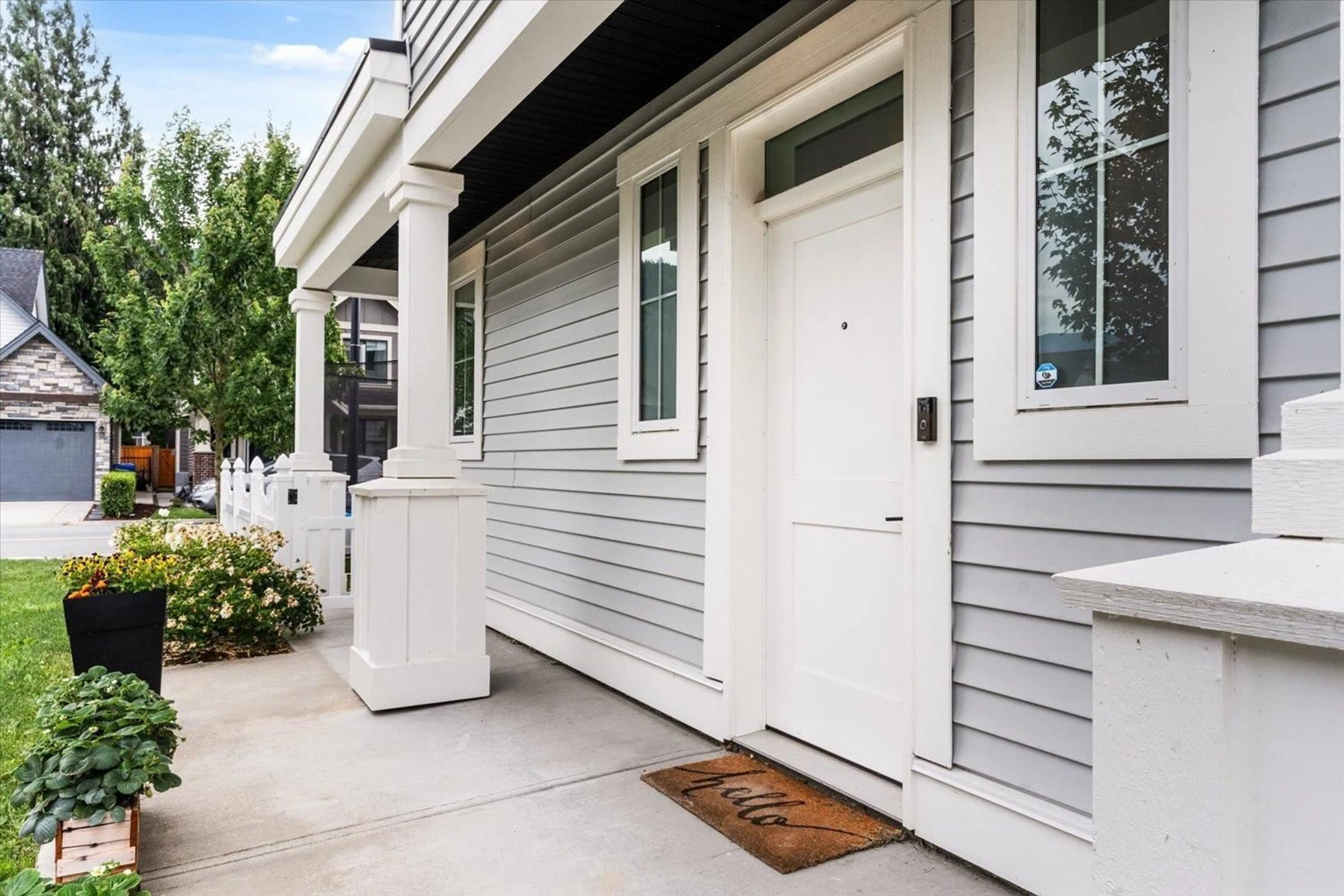 Home with vinyl exterior material, street for 1 - 44405 FRESHWATER DRIVE, Chilliwack British Columbia V2R6K7