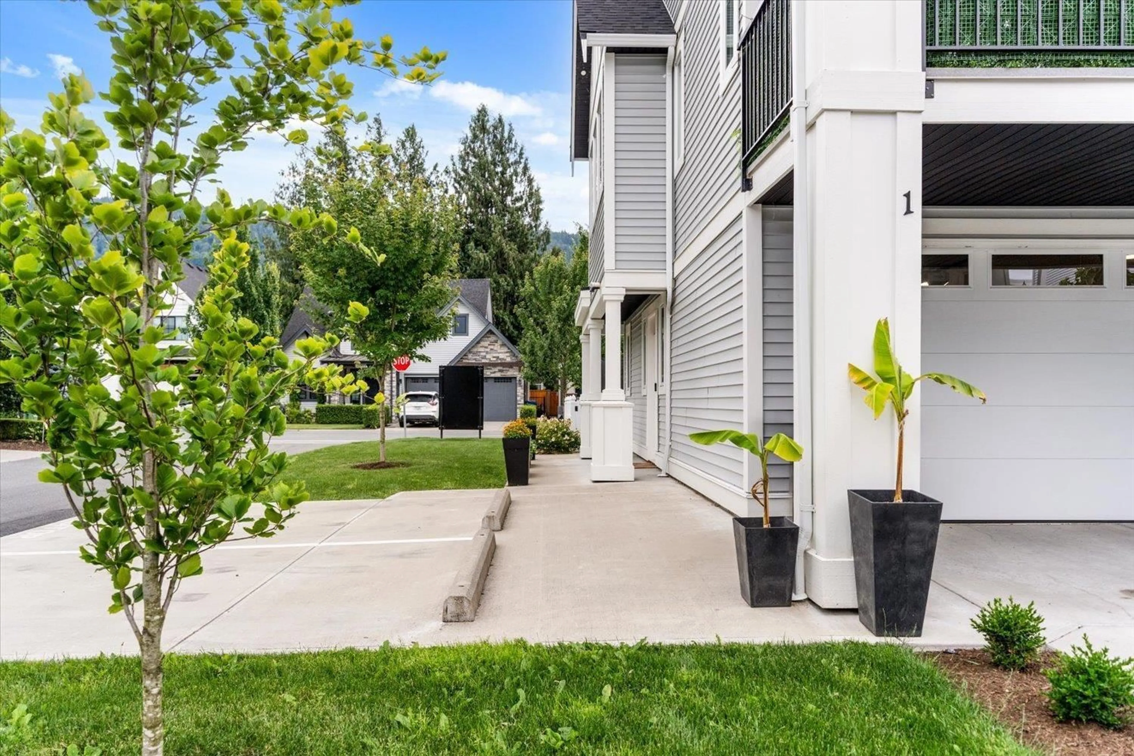 Patio, street for 1 - 44405 FRESHWATER DRIVE, Chilliwack British Columbia V2R6K7