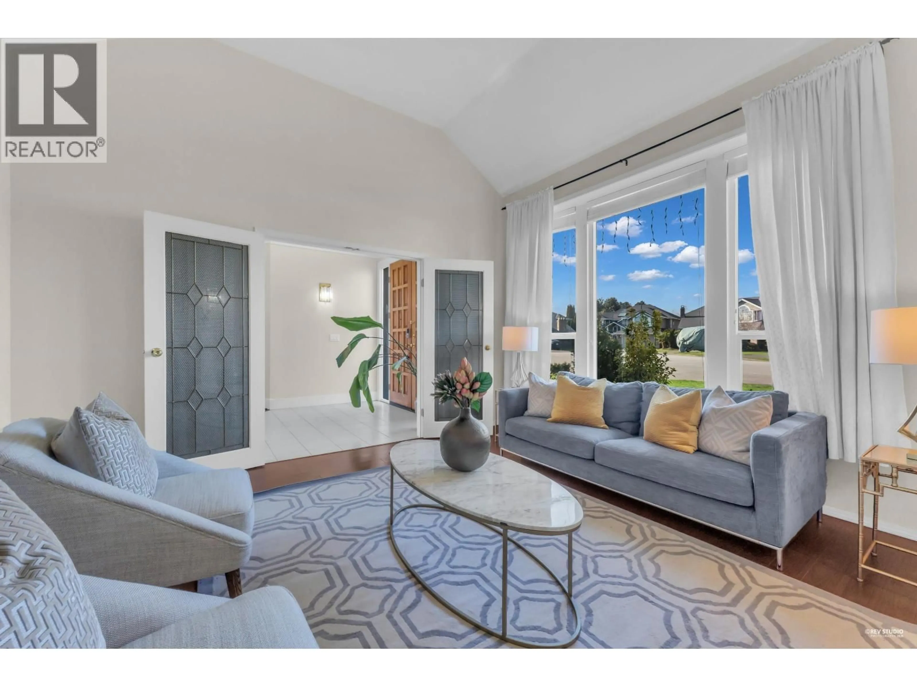 Living room with furniture, unknown for 3611 KILBY COURT, Richmond British Columbia V6X3M9