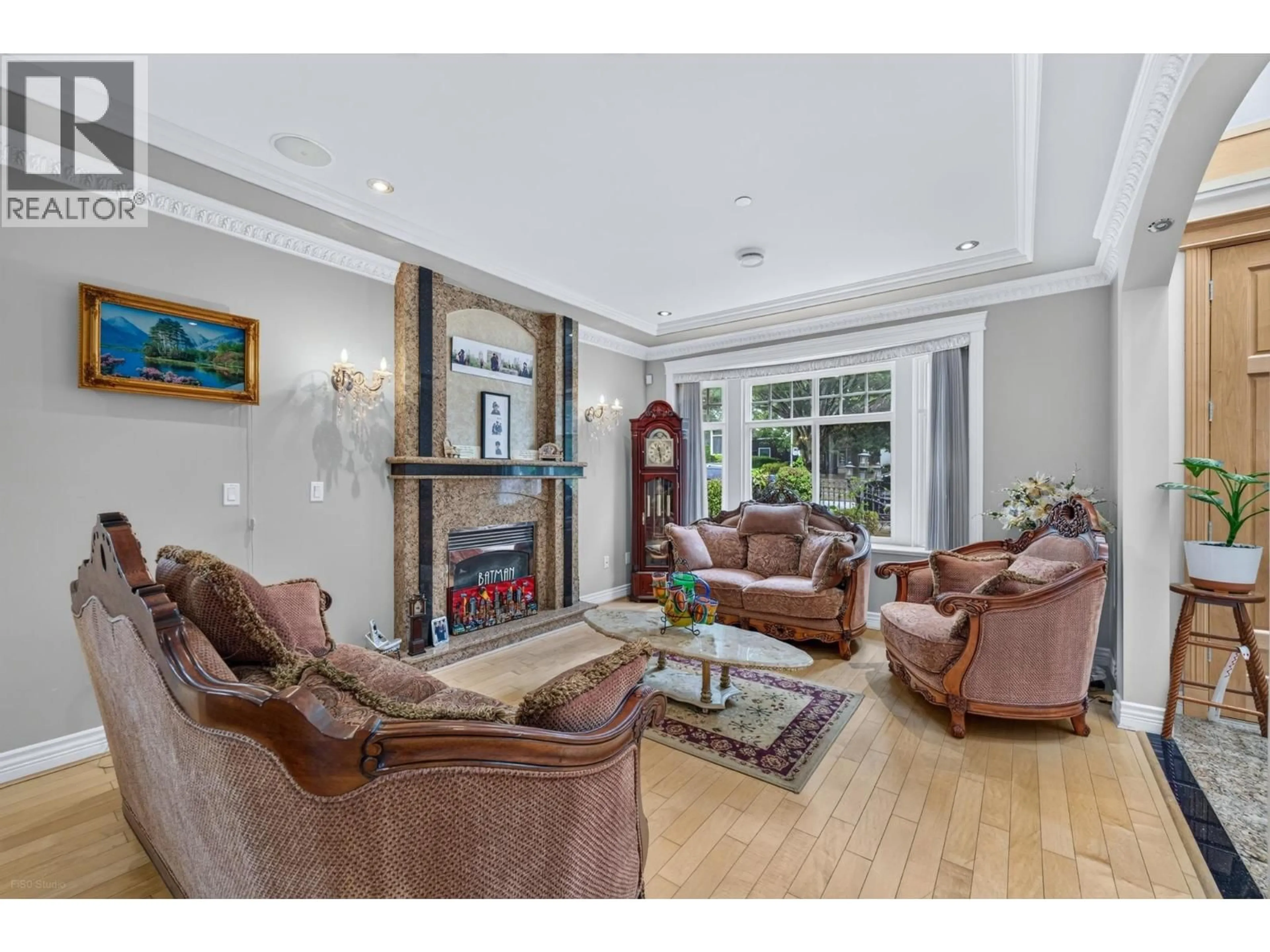 Living room with furniture, unknown for 2420 SCARBORO AVENUE, Vancouver British Columbia V5P2L4