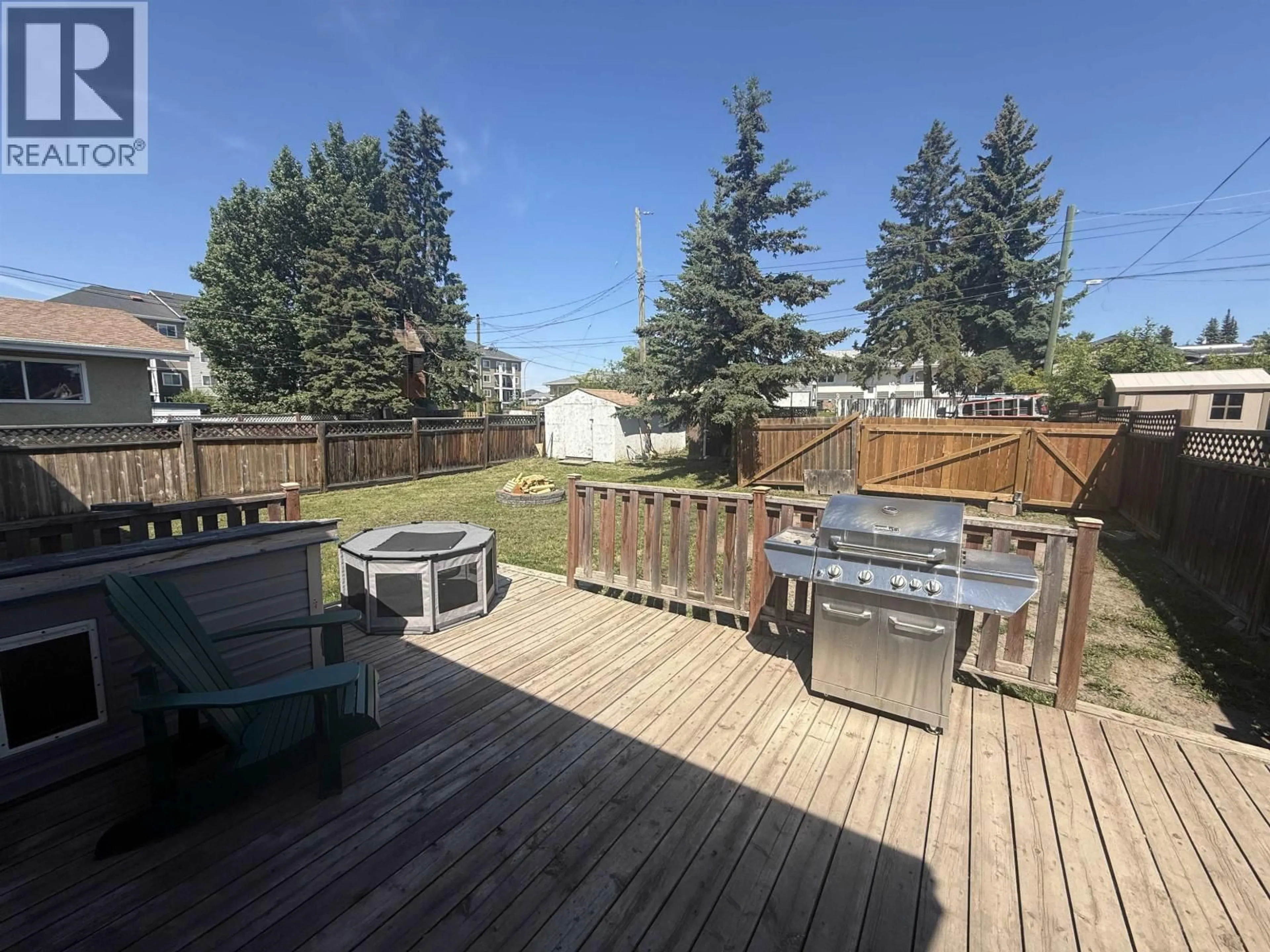 Patio, unknown for 10712 102 AVENUE, Fort St. John British Columbia V1J2E8