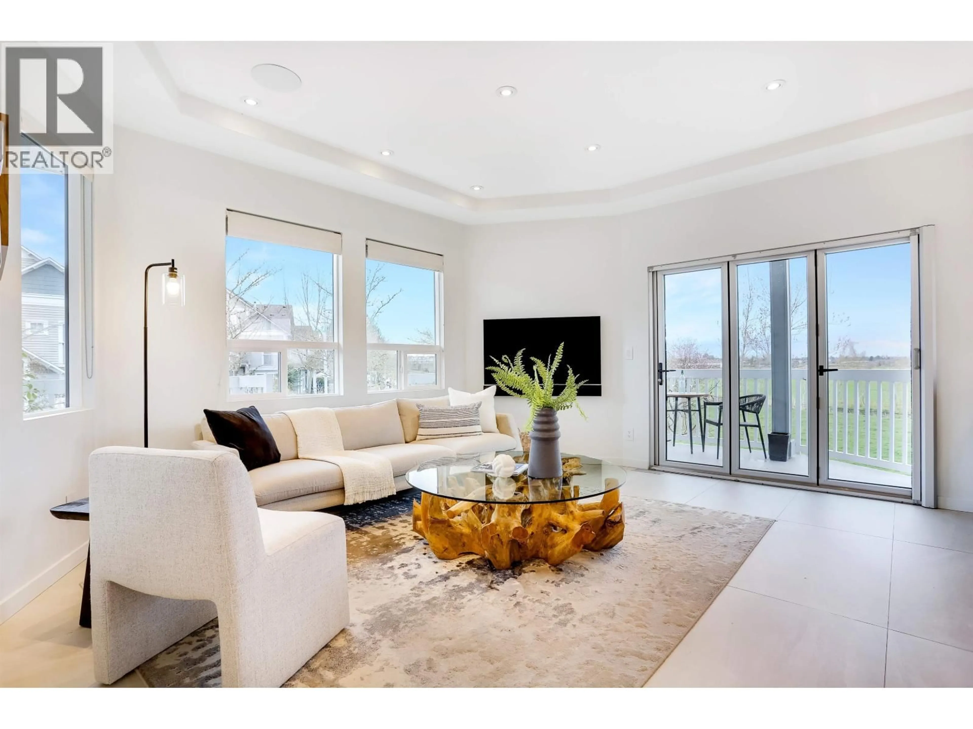 Living room with furniture, unknown for 6371 LONDON ROAD, Richmond British Columbia V7E6V5