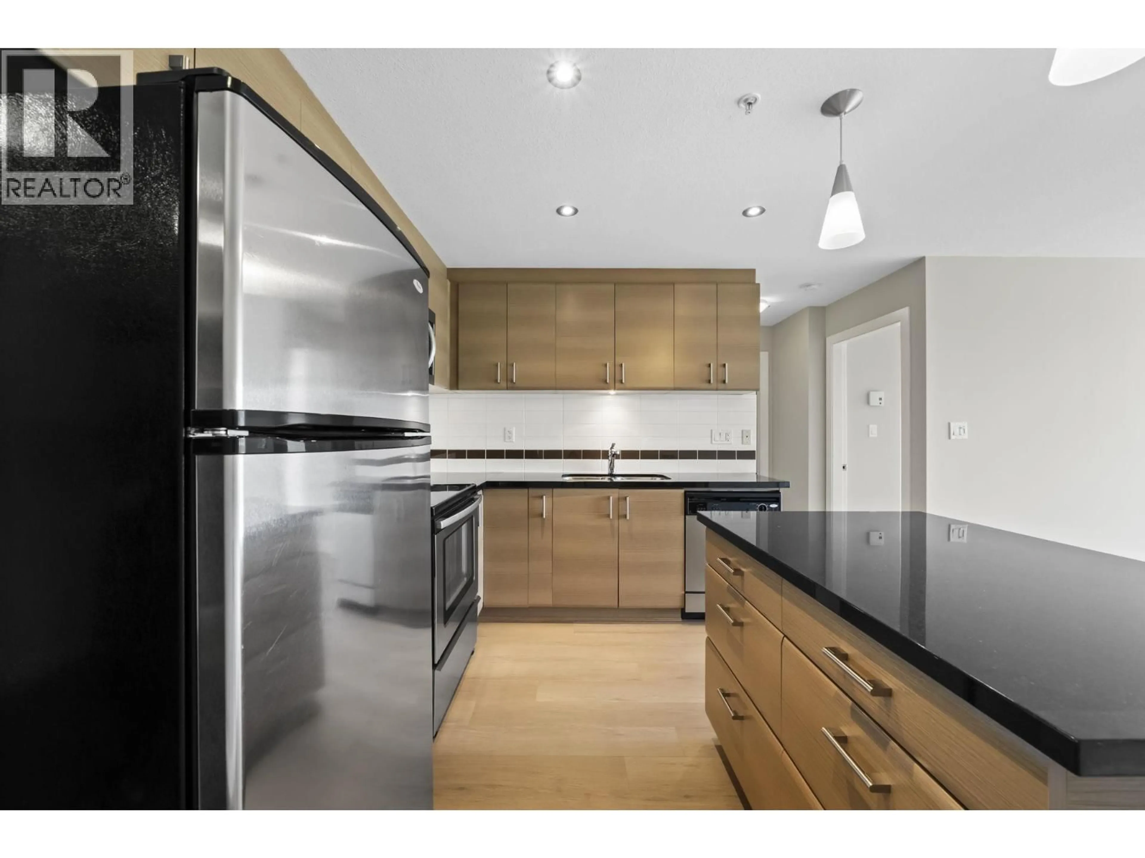 Unknown for 604 - 12079 HARRIS ROAD, Pitt Meadows British Columbia V3Y0C7