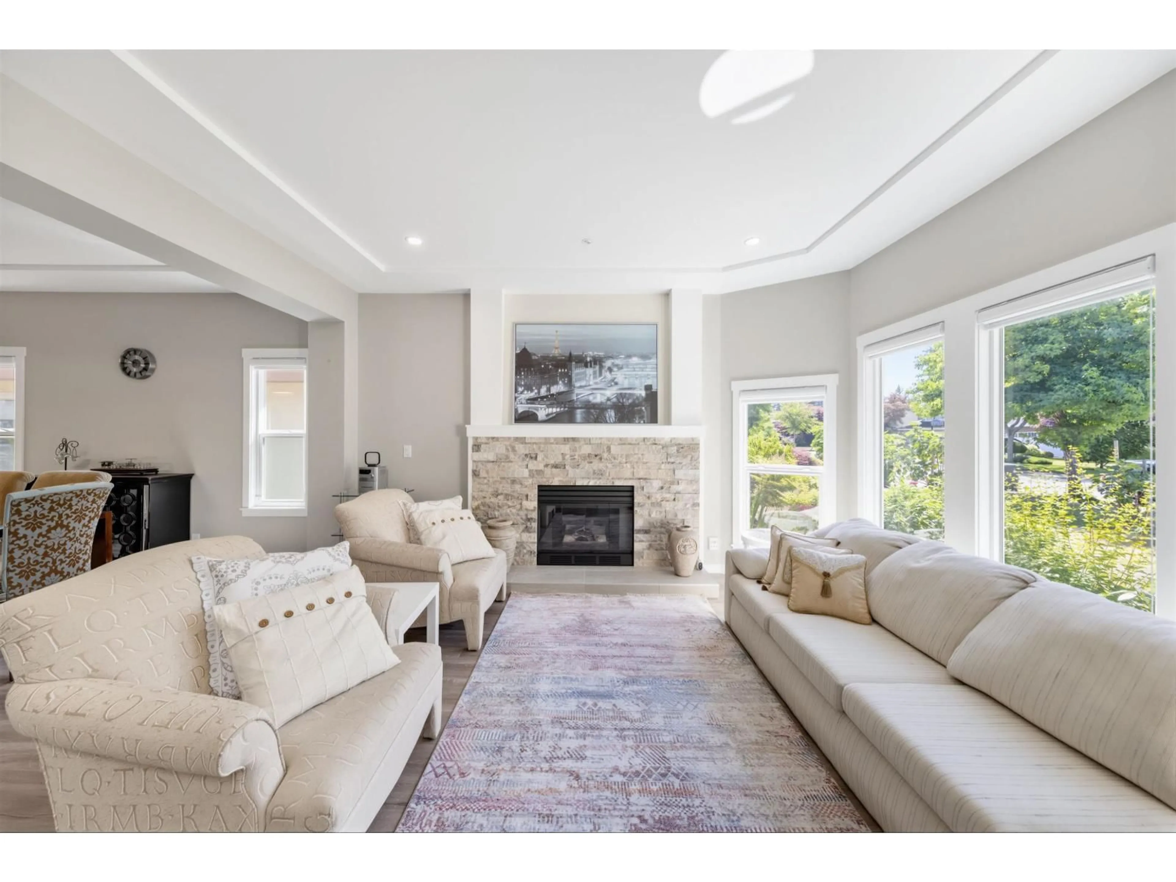 Living room with furniture, unknown for 14917 24A AVENUE, Surrey British Columbia V4P1N9