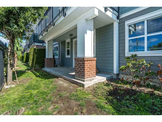 1 - 20723 FRASER HIGHWAY, Langley 3