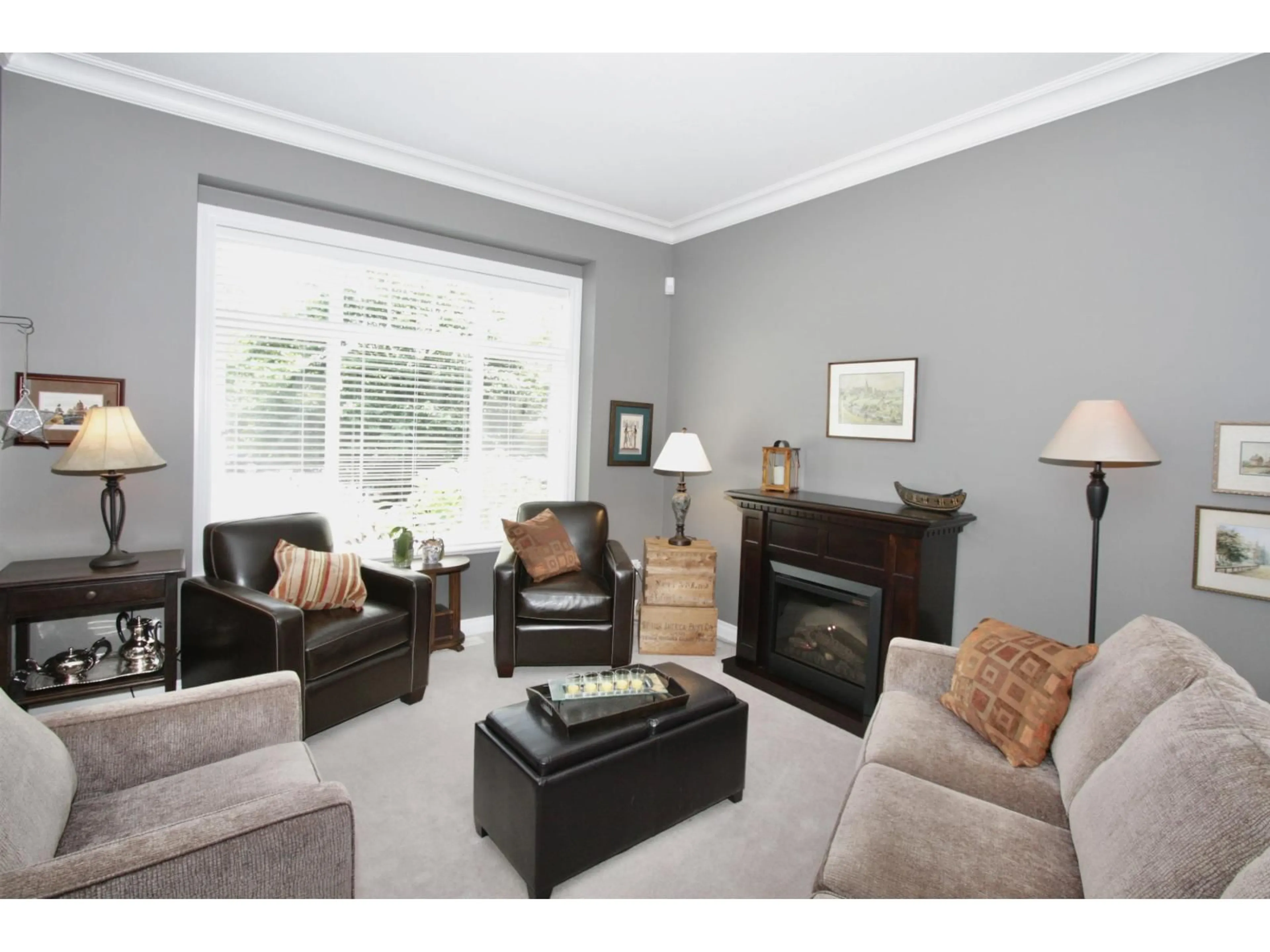 Living room with furniture, unknown for 30688 STEELHEAD COURT, Abbotsford British Columbia V2T6V1