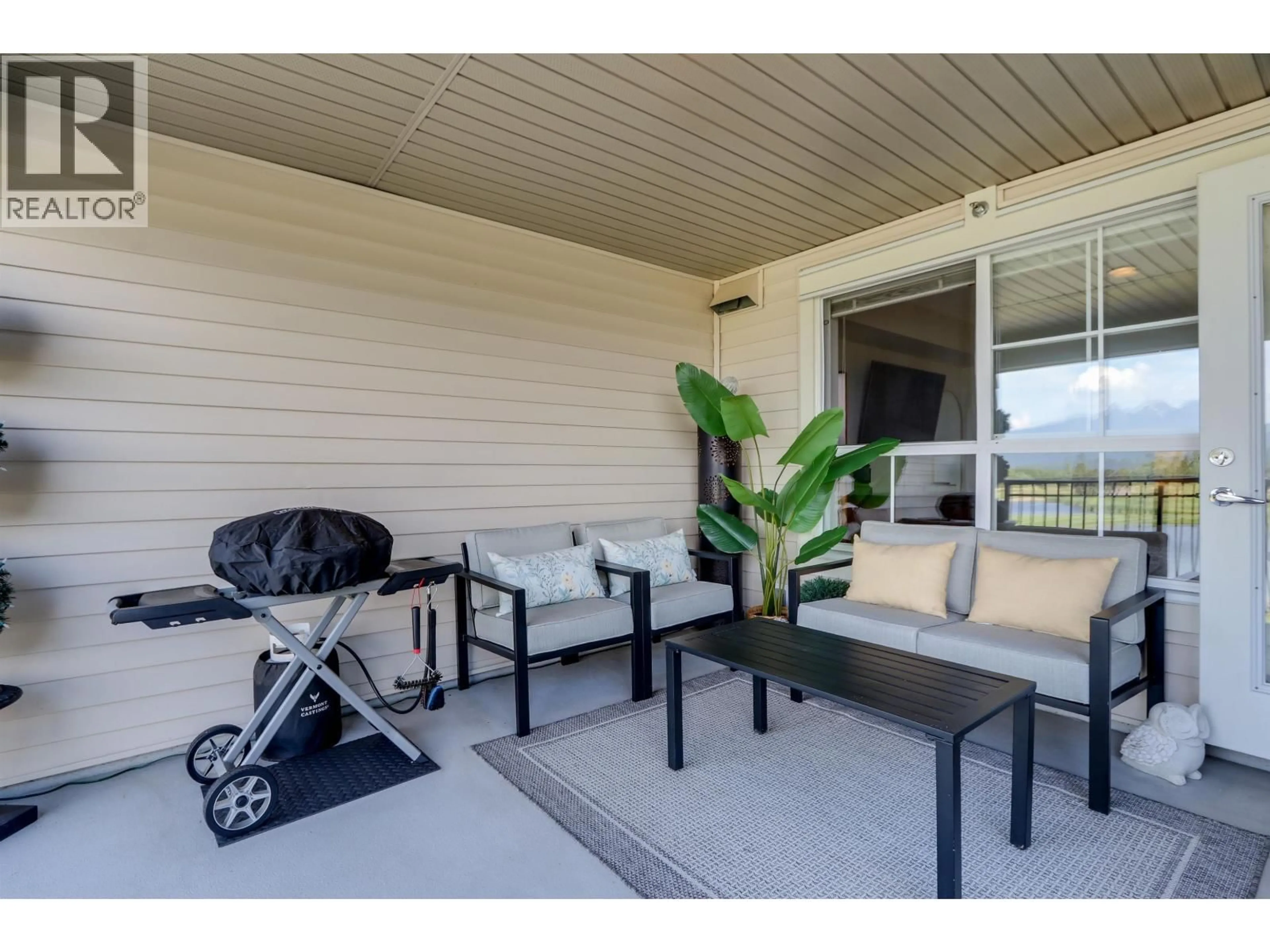 Patio, water/lake/river/ocean view for 224 - 19673 MEADOW GARDENS WAY, Pitt Meadows British Columbia V3Y0A1
