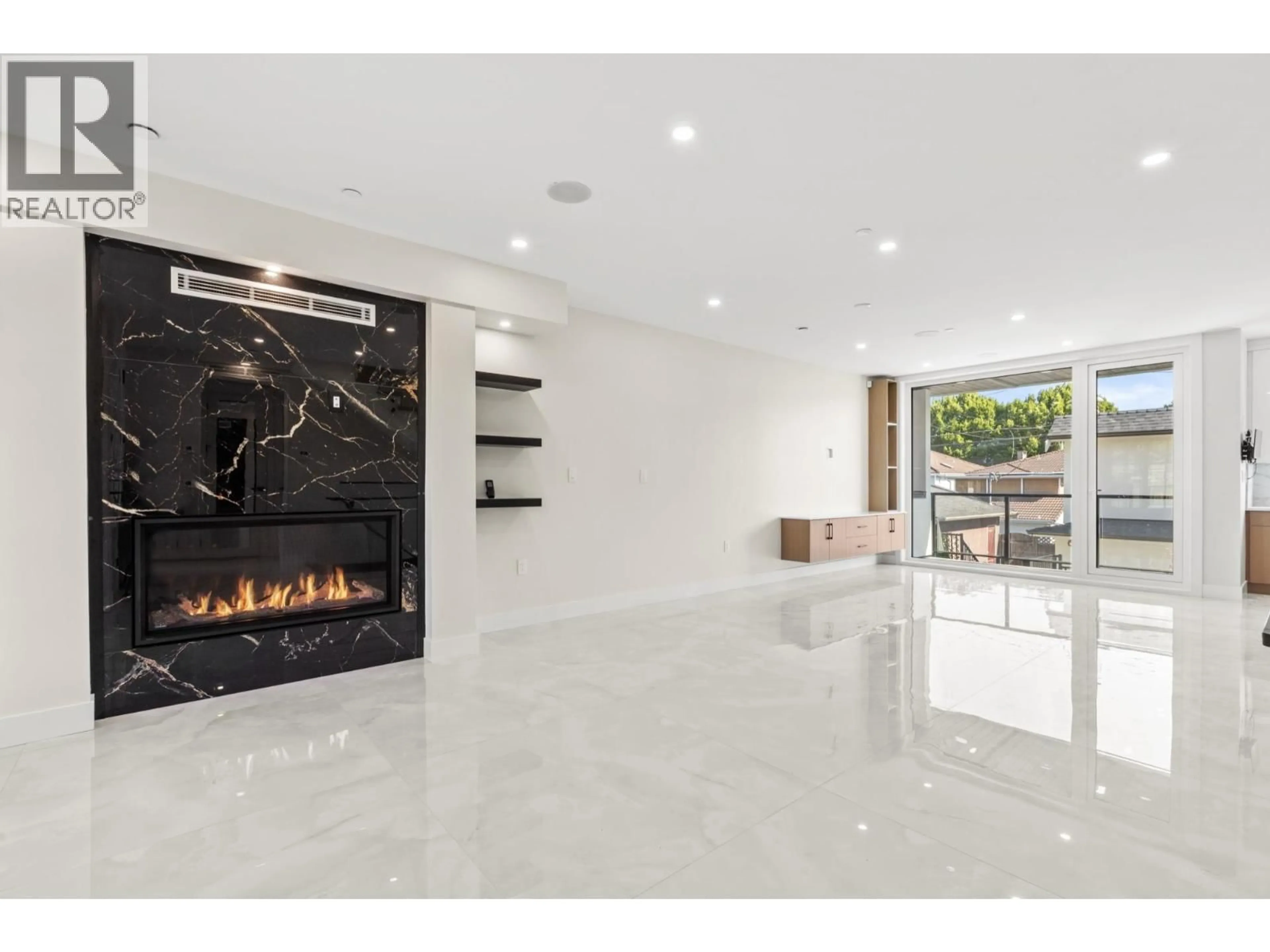Unknown for 134 63RD AVENUE, Vancouver British Columbia V5X2J6