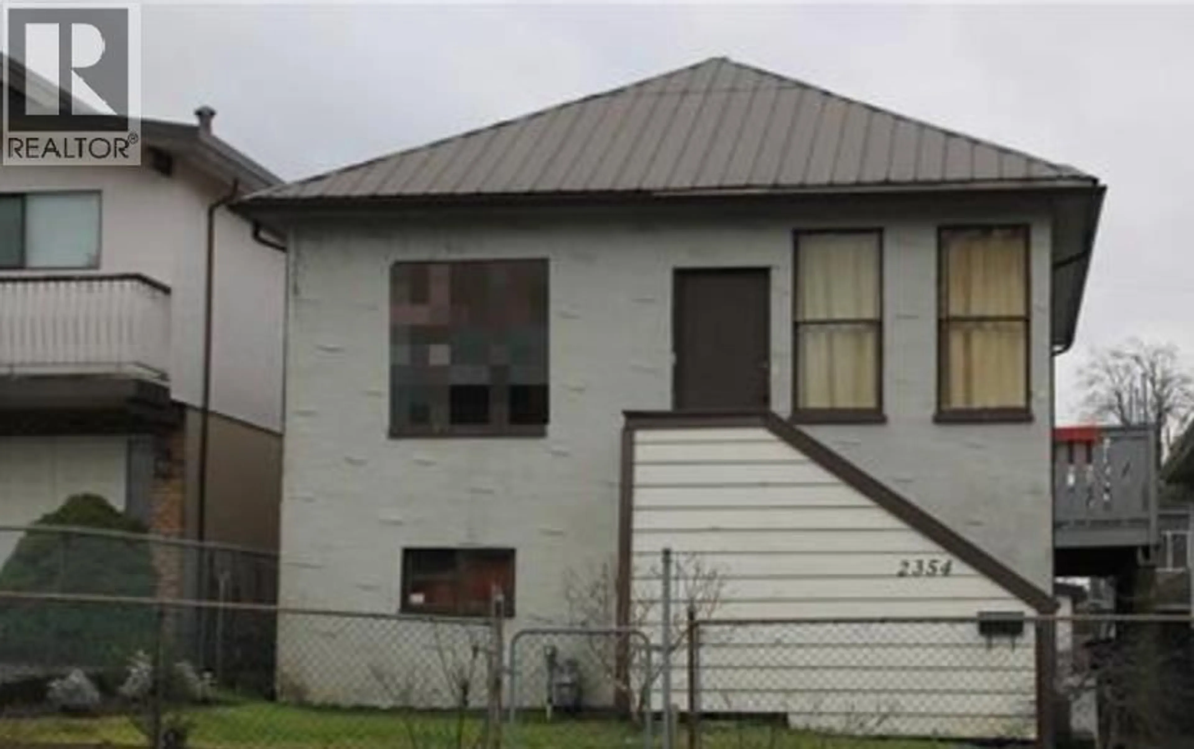 Unknown for 2354 33RD AVENUE, Vancouver British Columbia V5R2S3