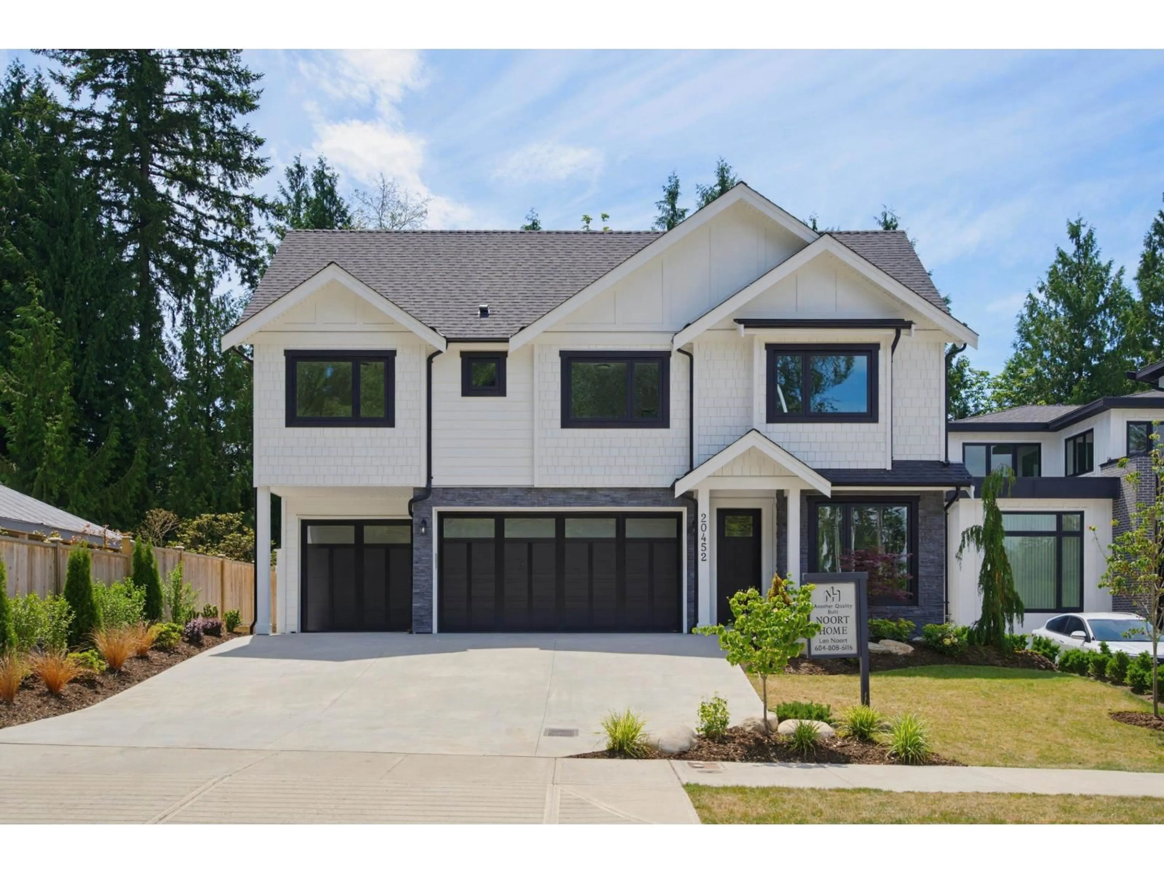 Home with vinyl exterior material, street for 20452 46A AVENUE, Langley British Columbia V3A3J8