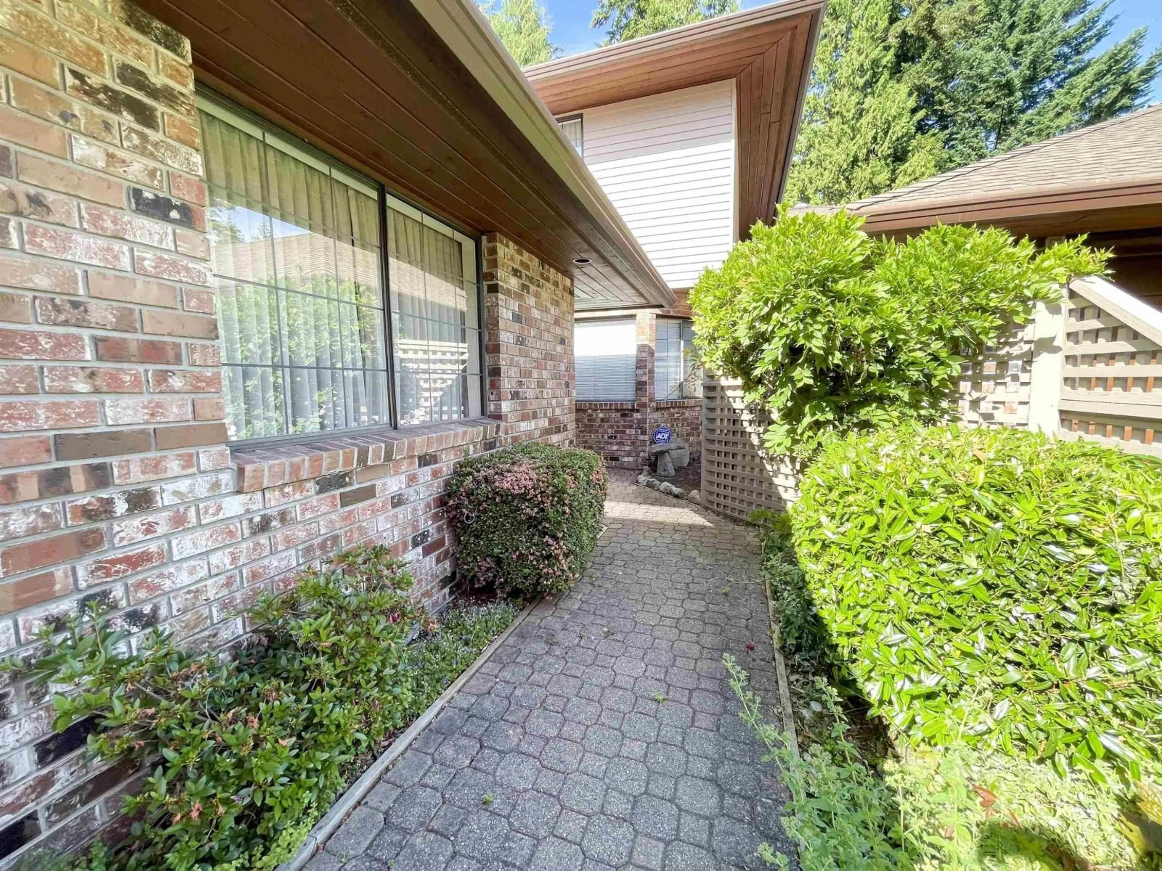 Home with brick exterior material, street for 6 - 1725 SOUTHMERE CRESCENT, Surrey British Columbia V4A7A7