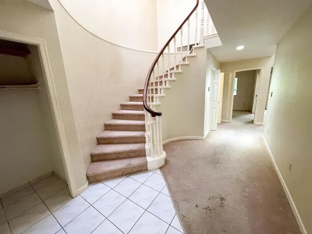 6 - 1725 SOUTHMERE CRESCENT, Surrey 4