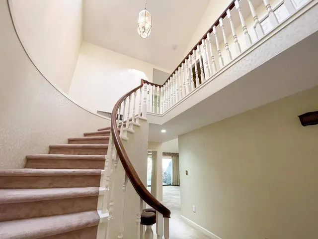 6 - 1725 SOUTHMERE CRESCENT, Surrey 5
