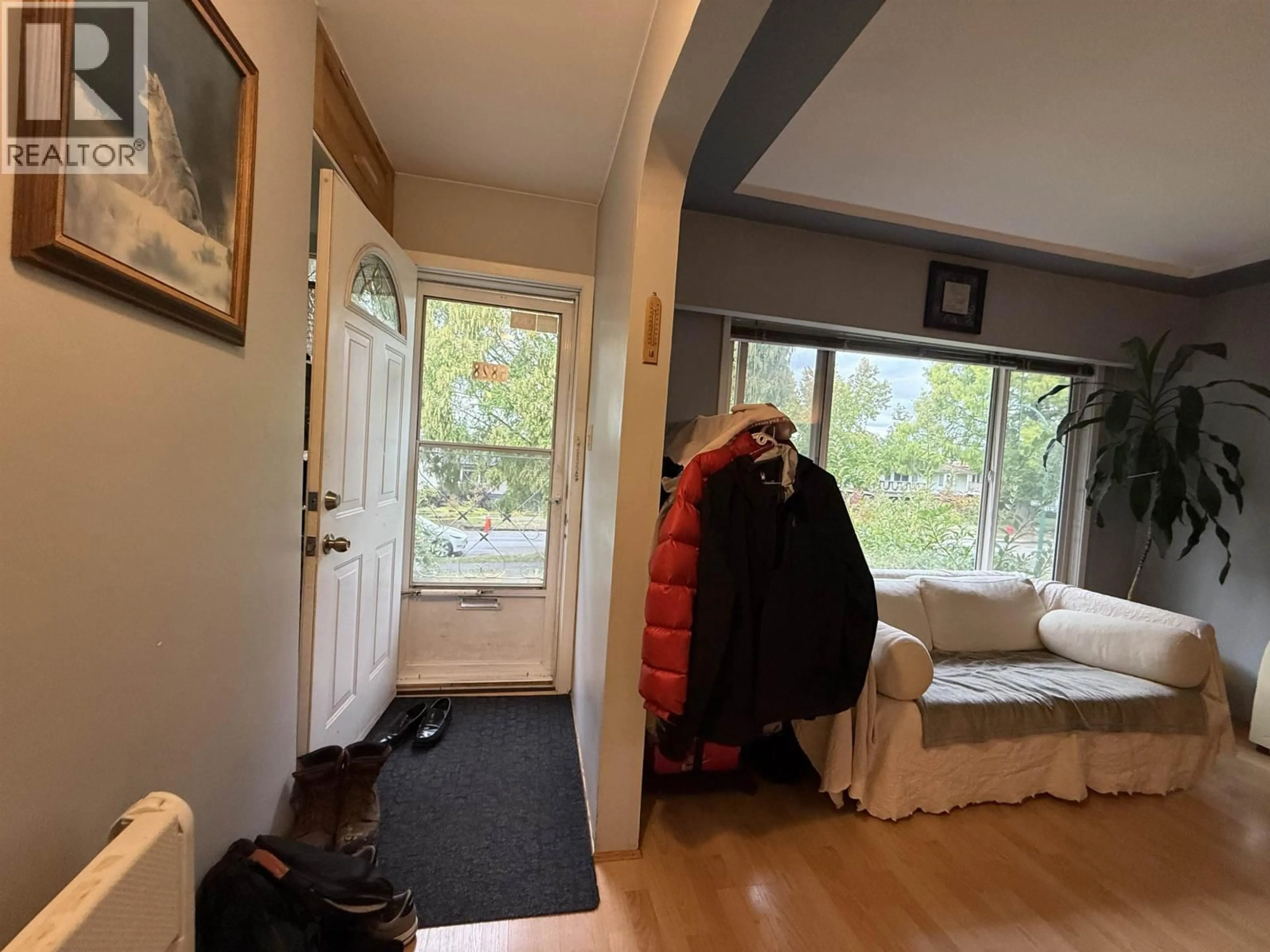 Unknown for 5828 KERR STREET, Vancouver British Columbia V5R4C1