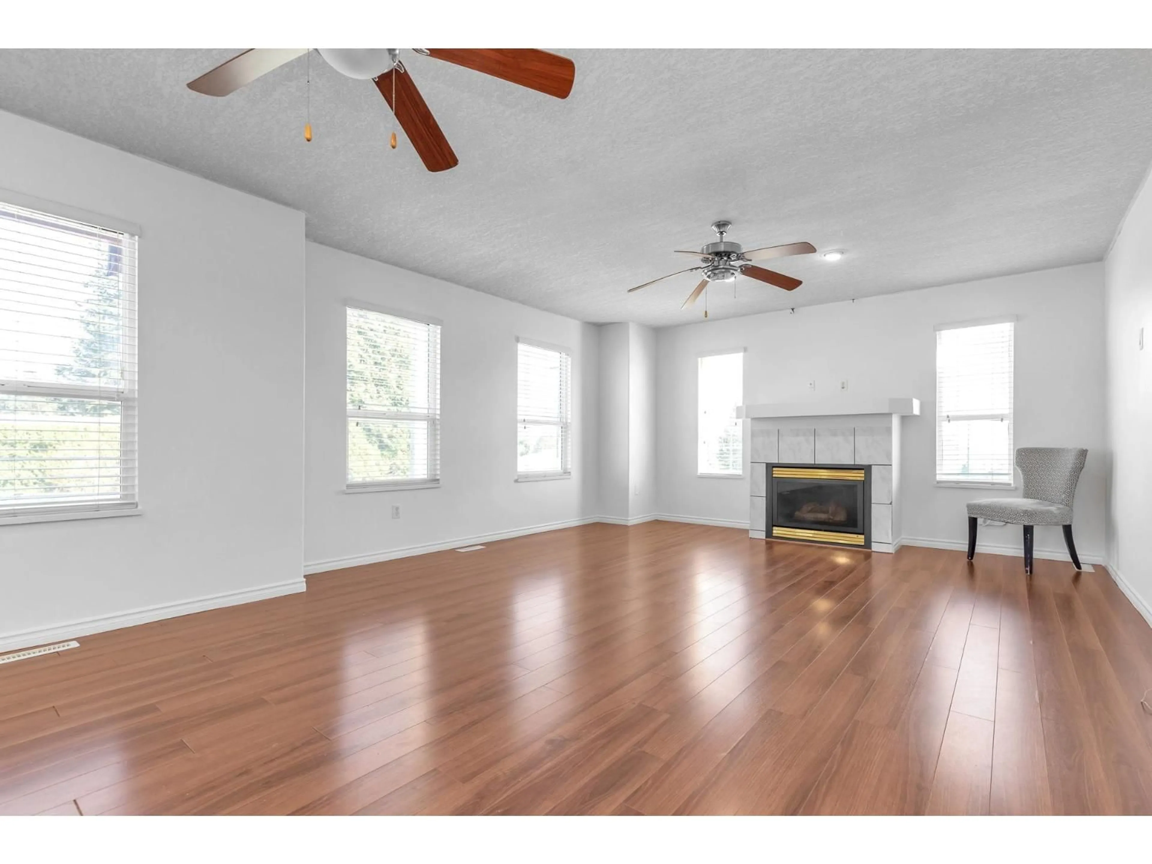 A pic of a room for 8067 CEDAR STREET, Mission British Columbia V2V3N2