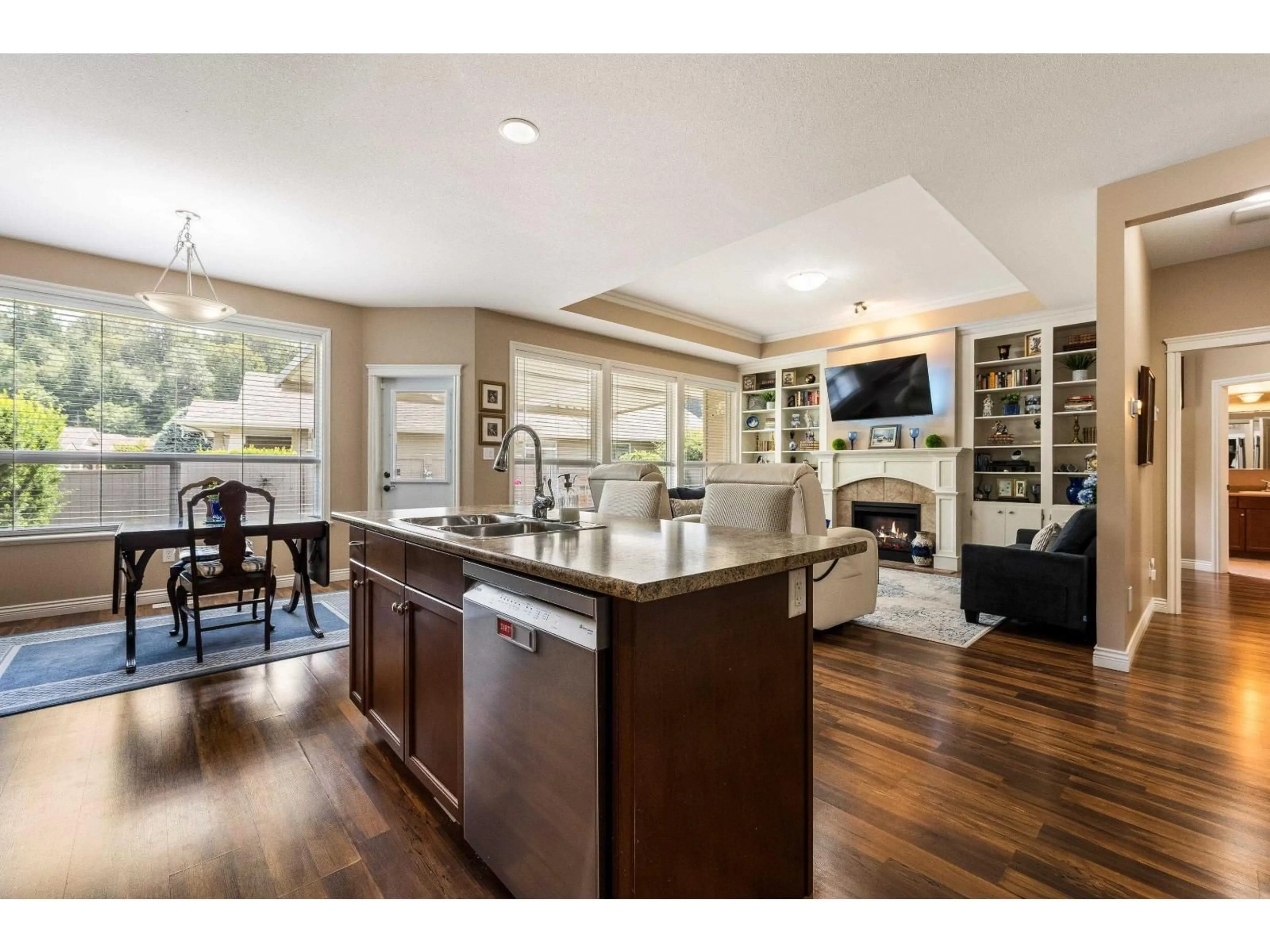 Open concept kitchen, unknown for 46568 STONEY CREEK DRIVE, Chilliwack British Columbia V2R0E3