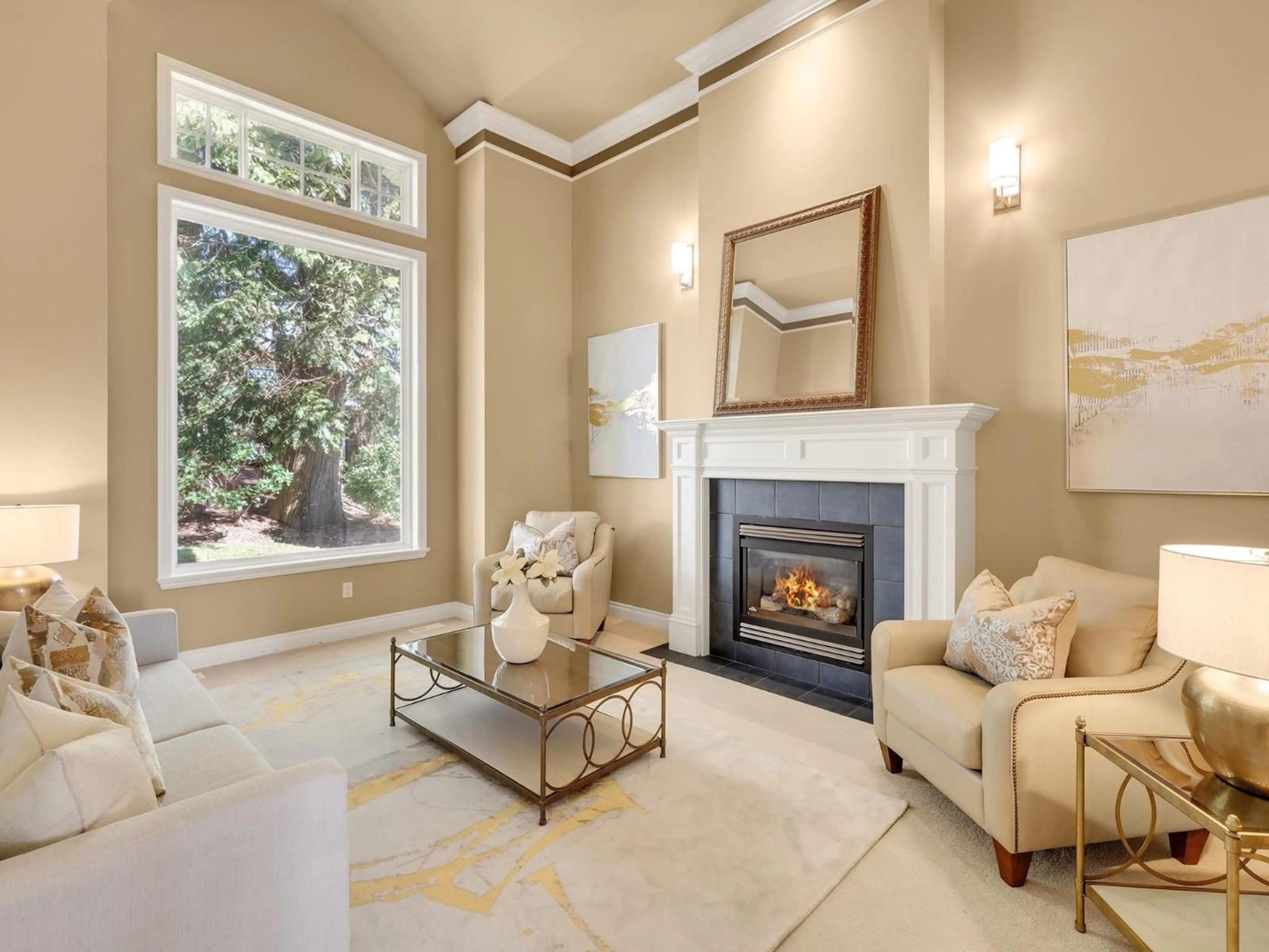 Living room with furniture, unknown for 13518 MARINE DRIVE, Surrey British Columbia V4A1G2